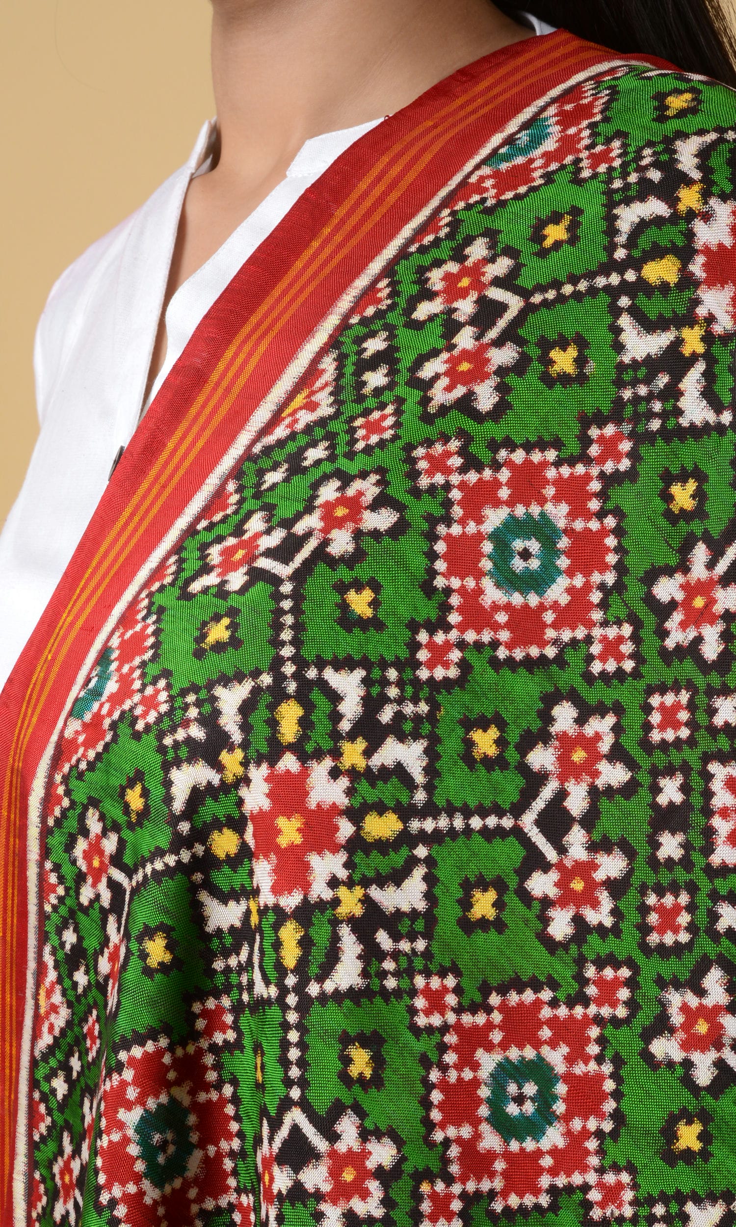 Double Ikat Patola Dupatta Nau Ratan