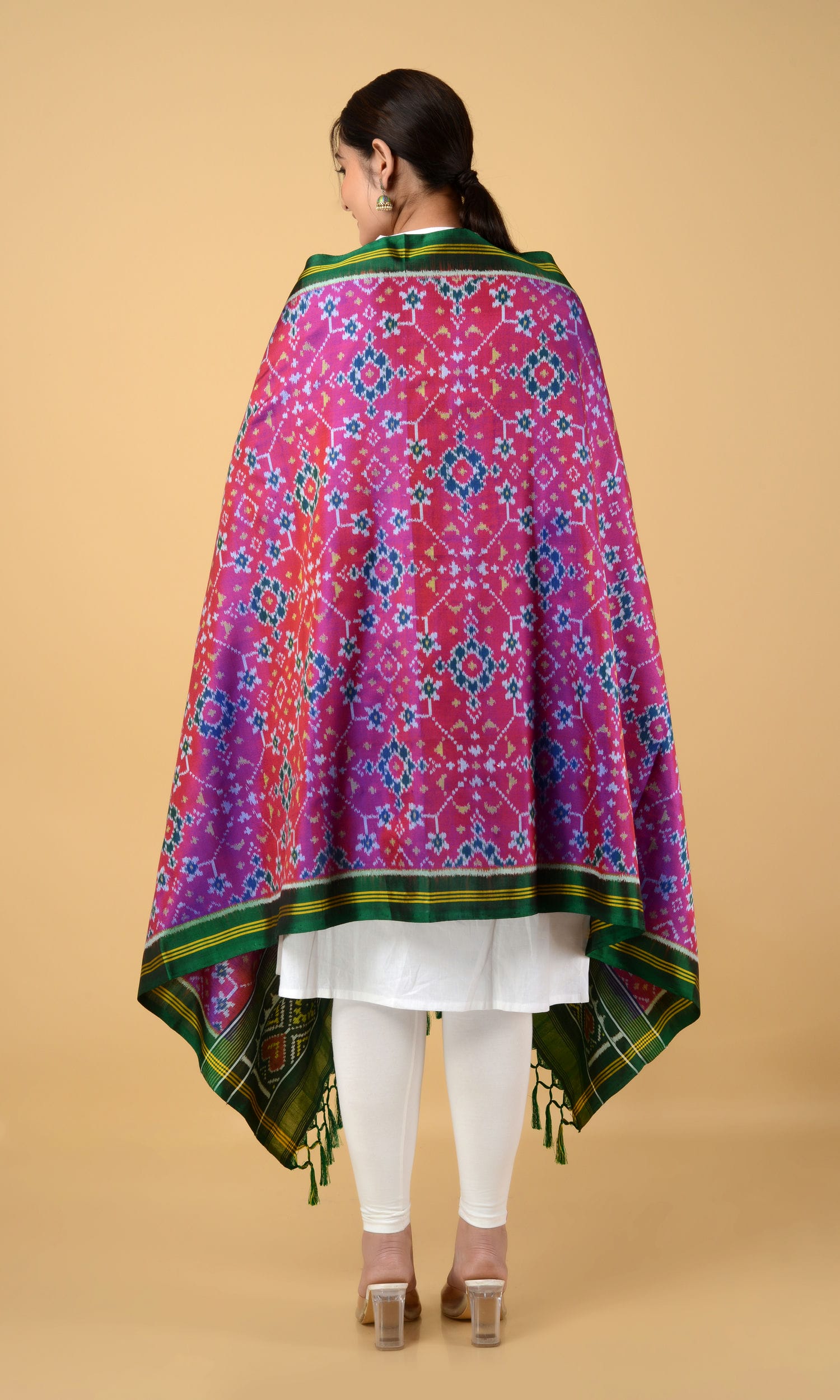 Single Ikat Patola Dupatta Nau Ratan