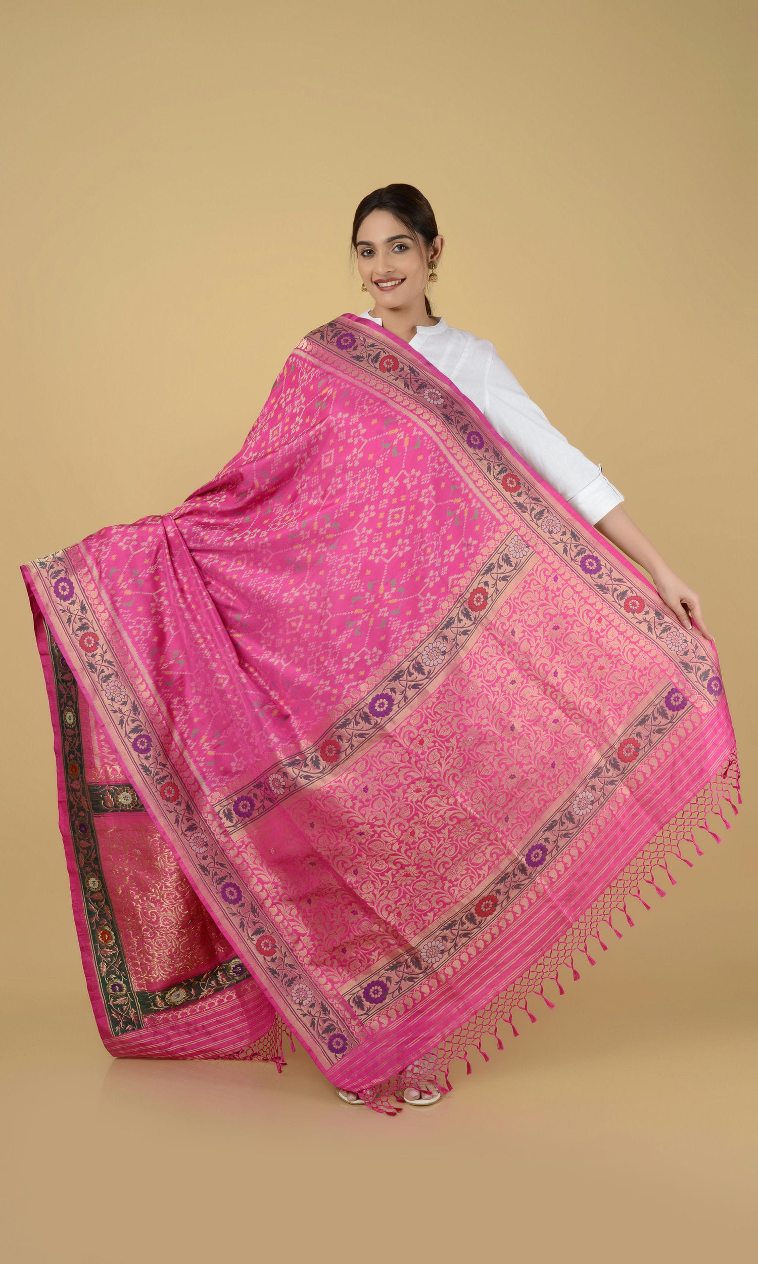 Banarasi Single Ikat Patola Dupatta Nau Ratan