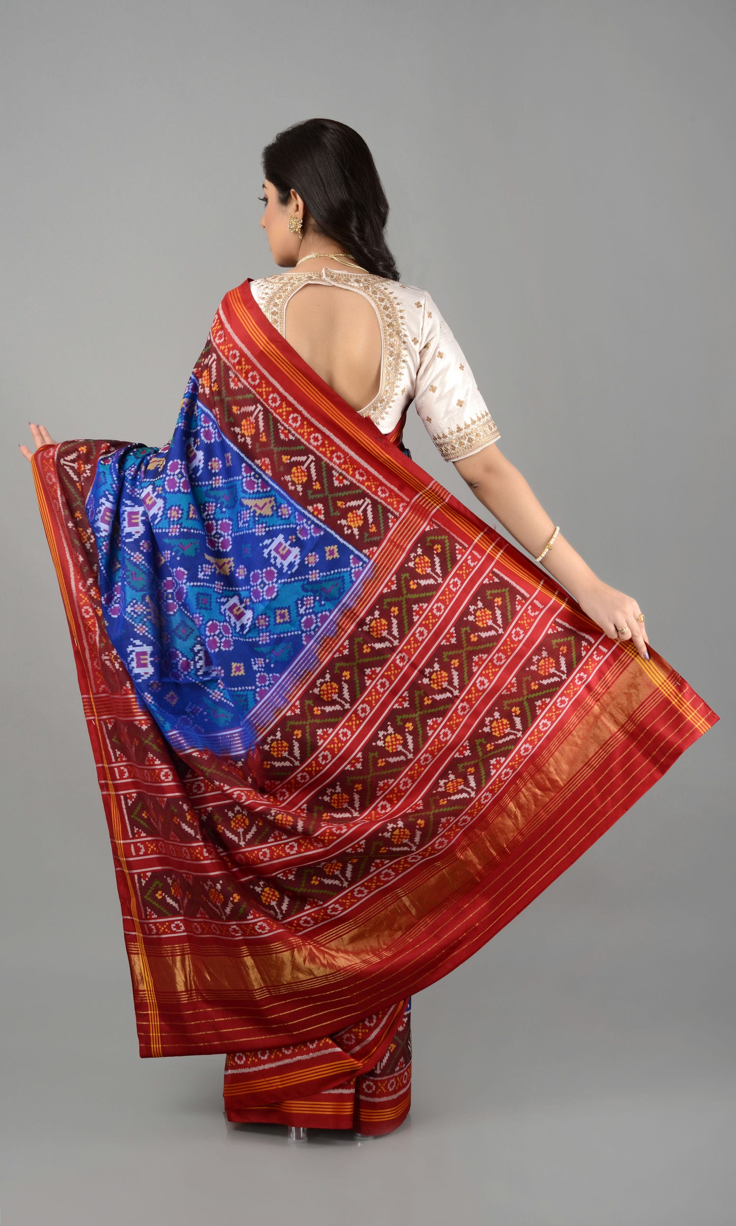Single Ikat Patola Saree Elephant Parrot Laheriya