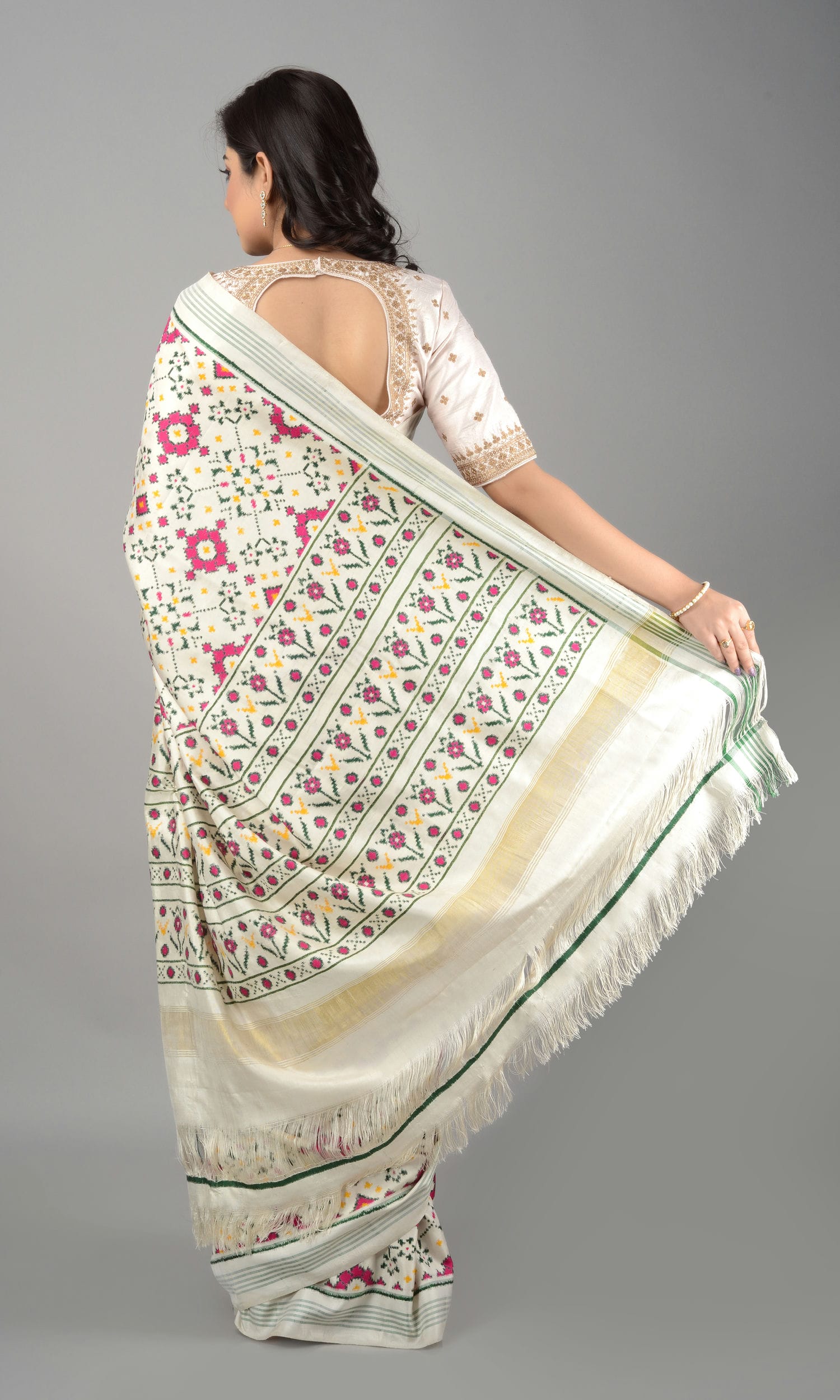 Double Ikat Patola Saree Nau Ratan