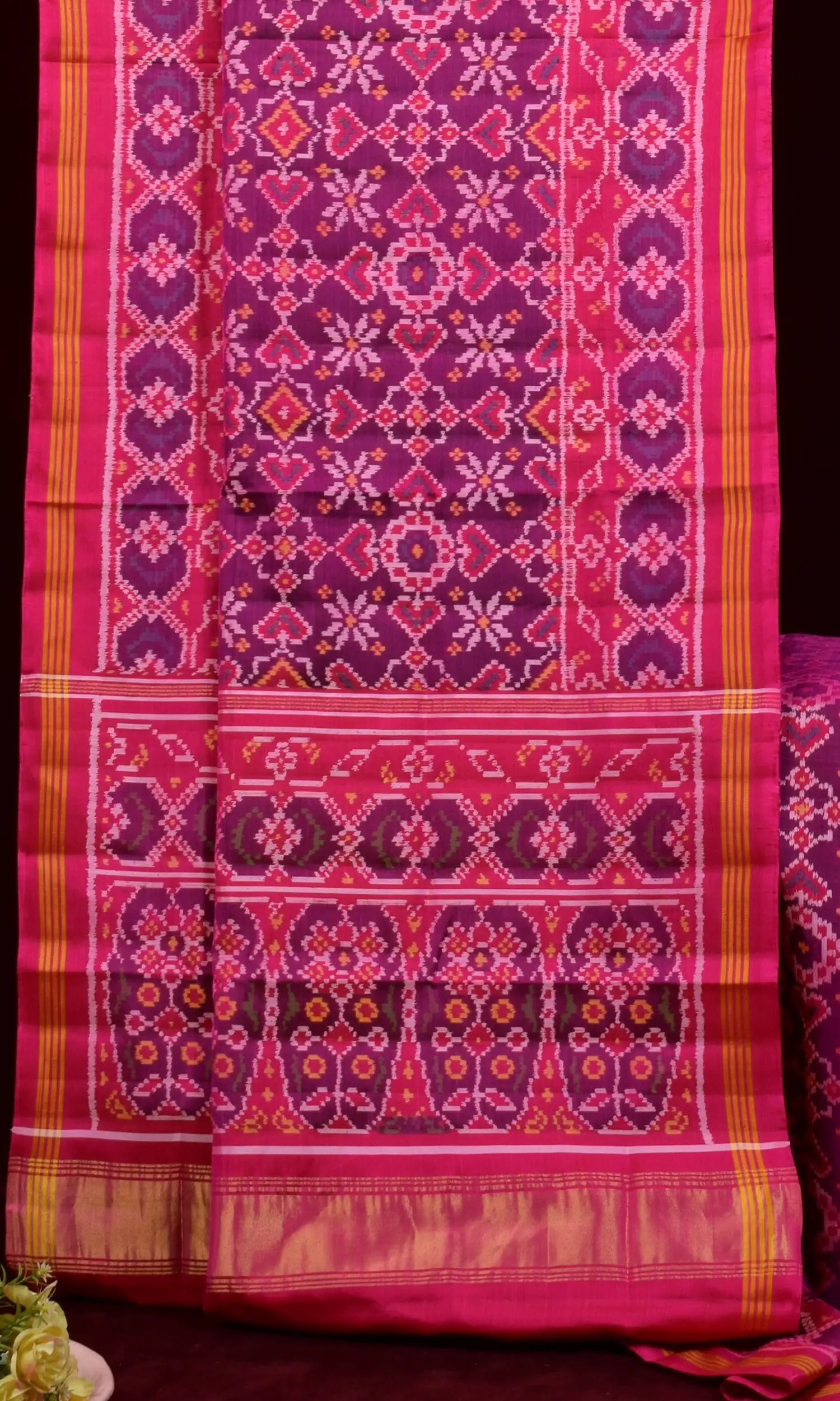 Single Ikat Patola Saree