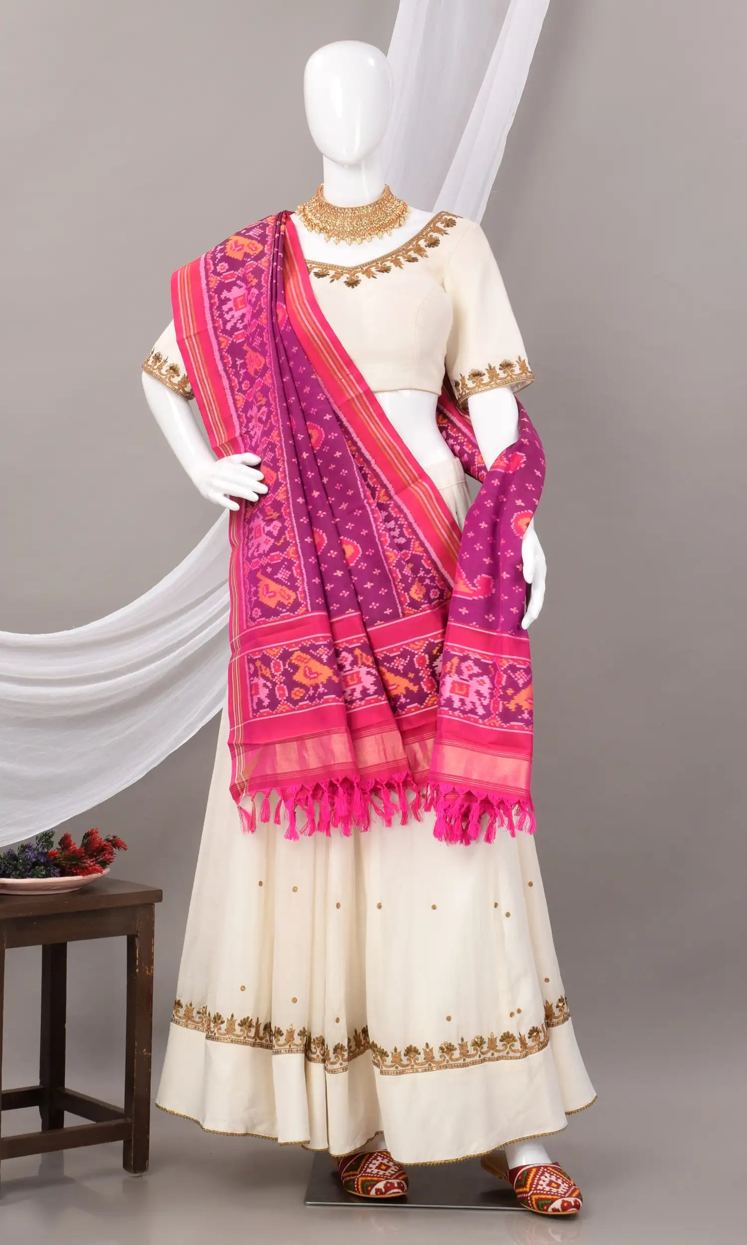 Single Ikat Patola Dupatta