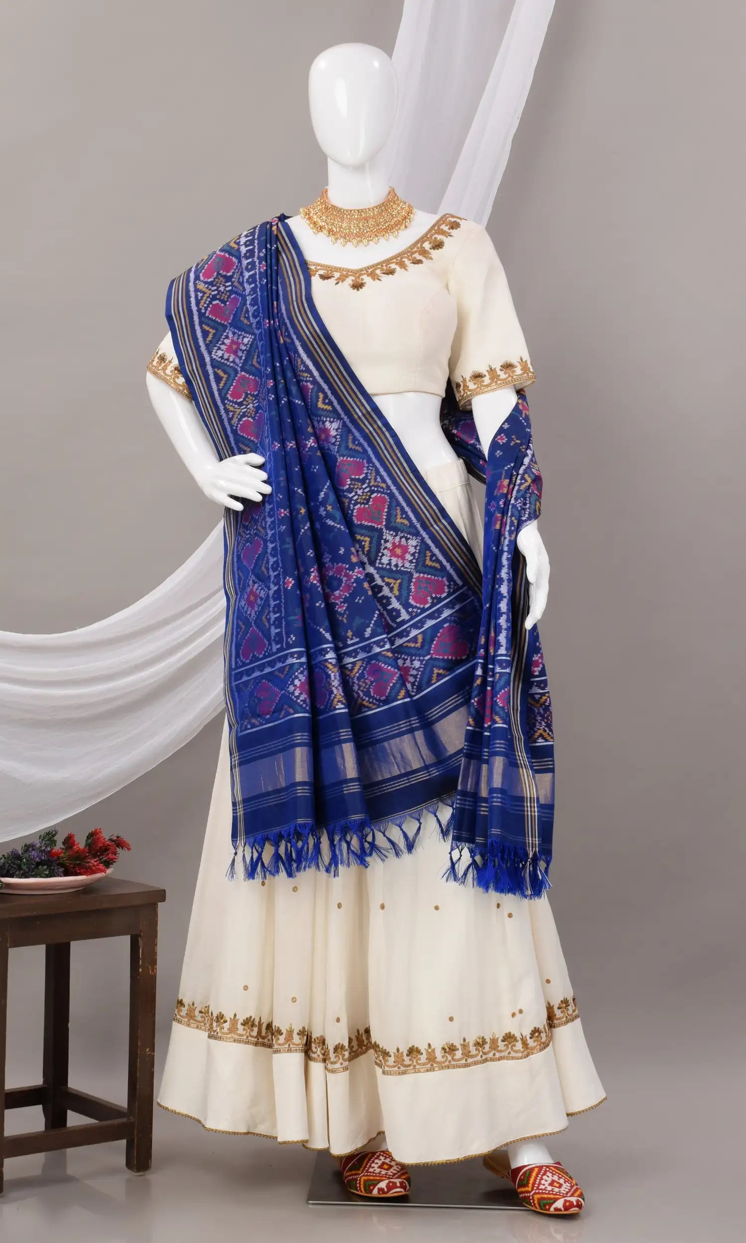 Single Ikat Patola Dupatta