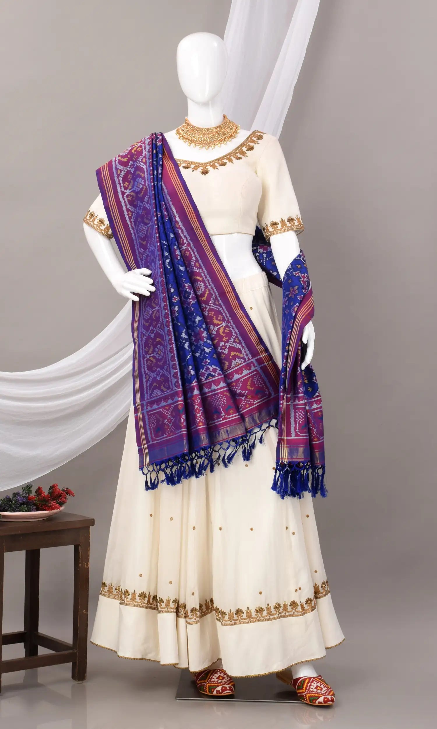 Single Ikat Patola Dupatta