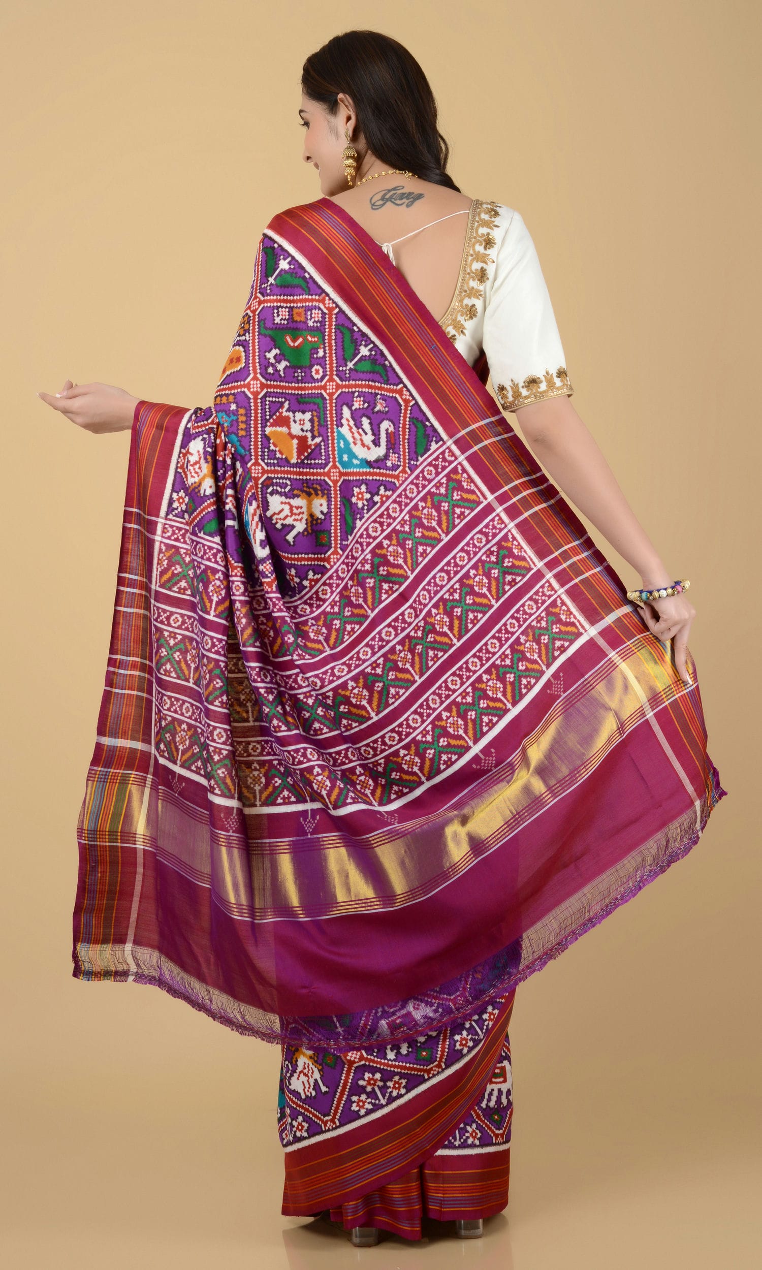 Double Ikat Patola Saree 9 Motif