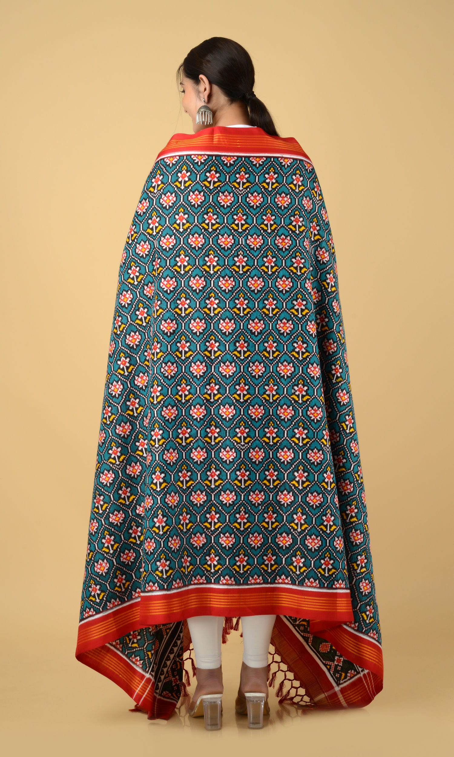 Double Ikat Patola Dupatta Flower