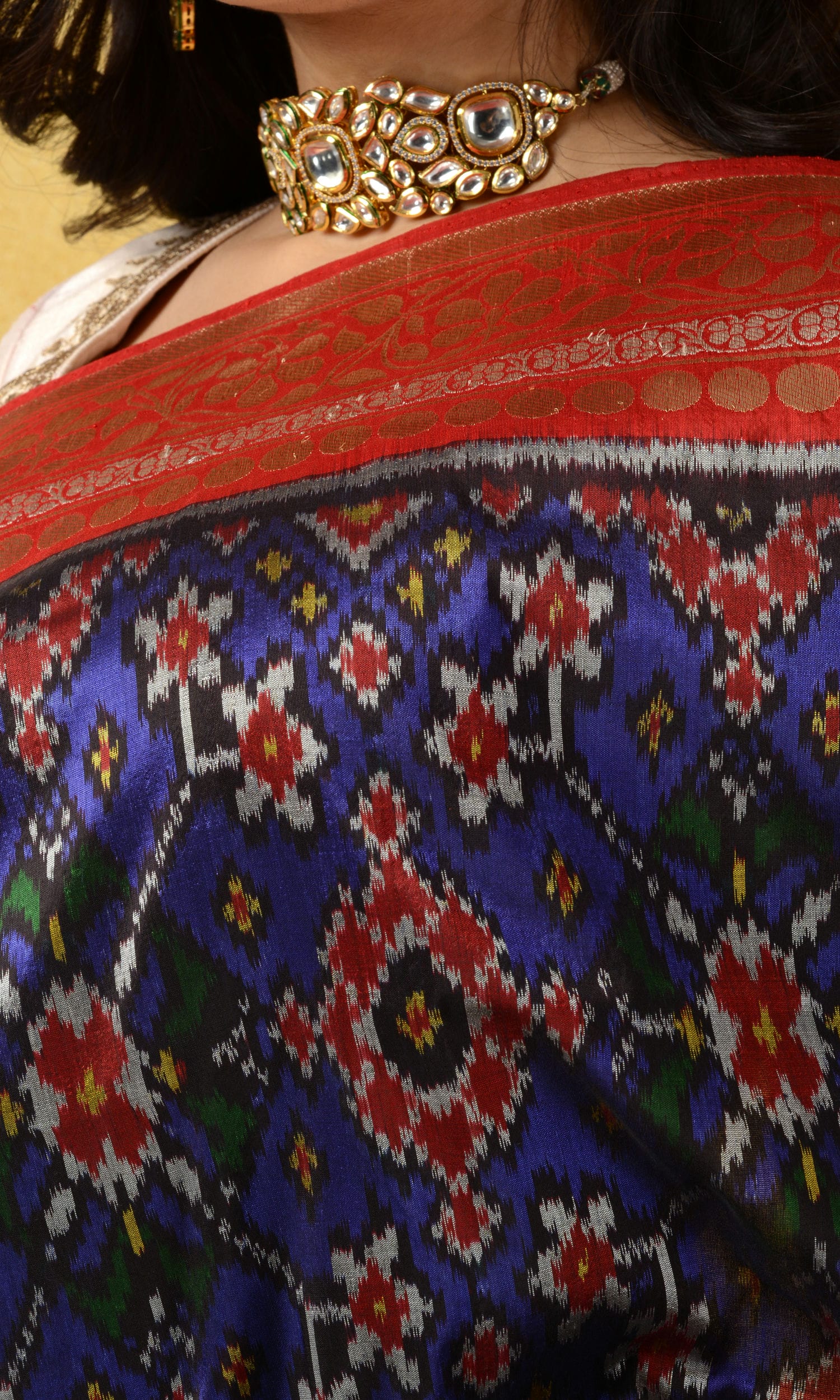 Banarasi Single Ikat Patola Nau Ratan