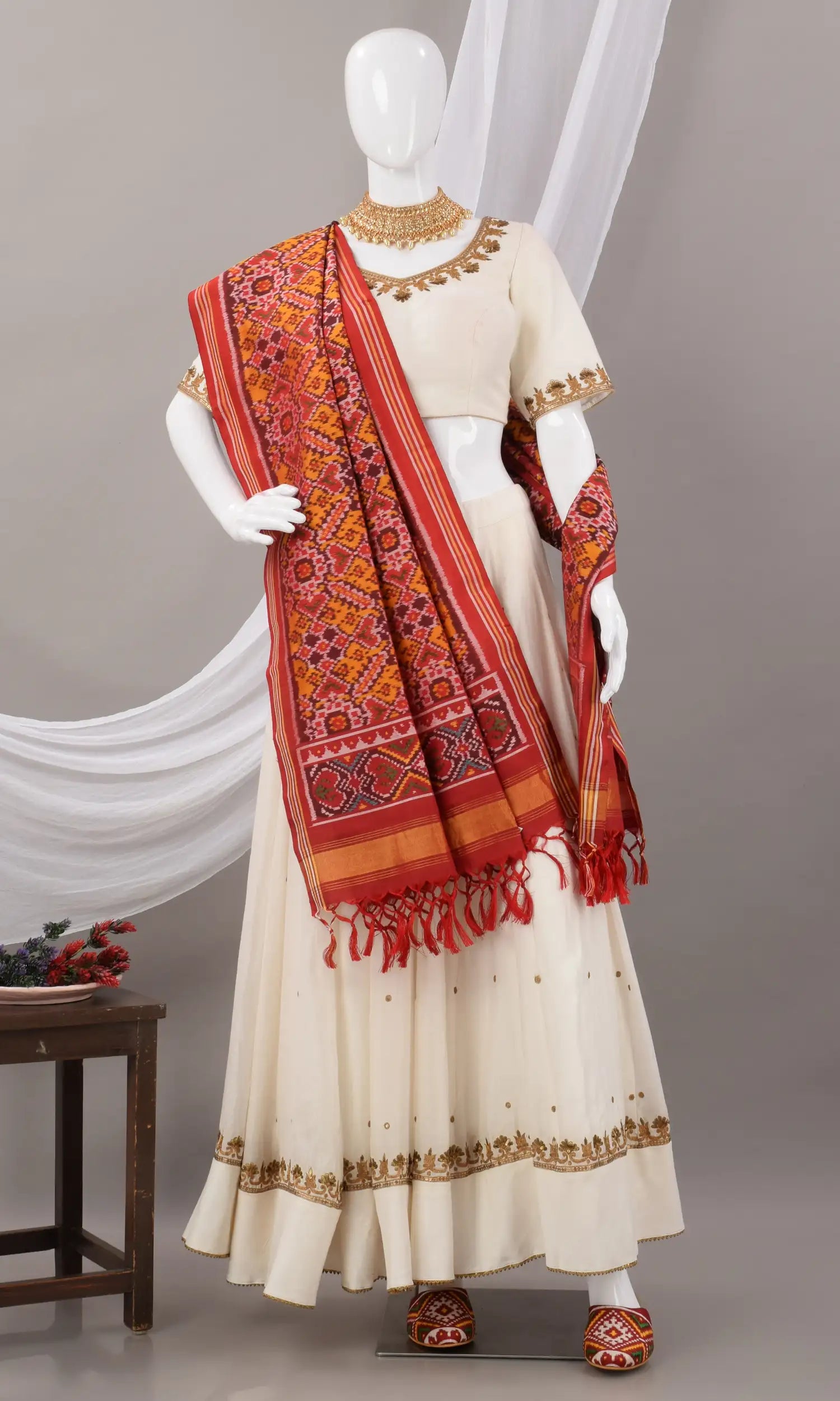 Single Ikat Patola Dupatta