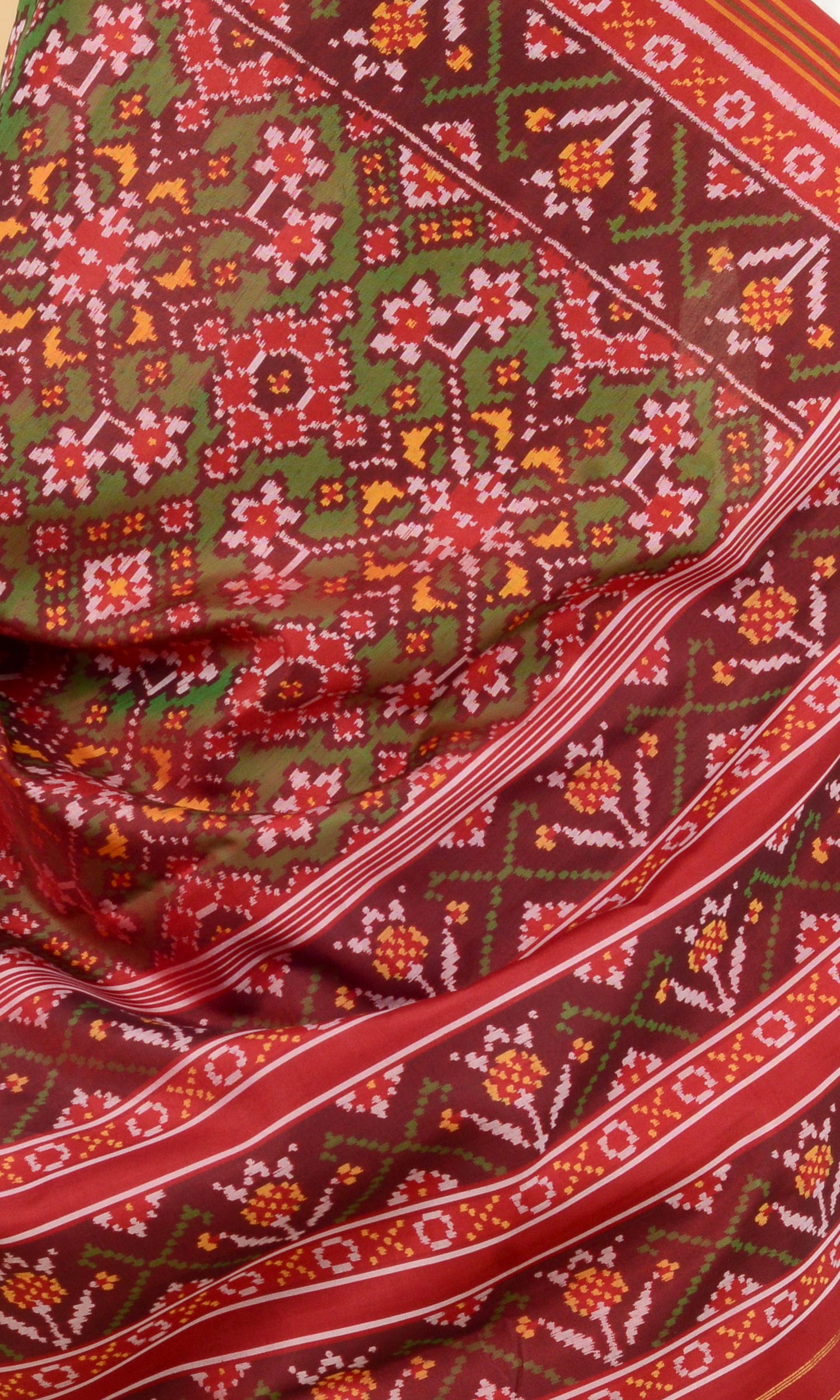 Single Ikat Patola Saree Nau Ratan