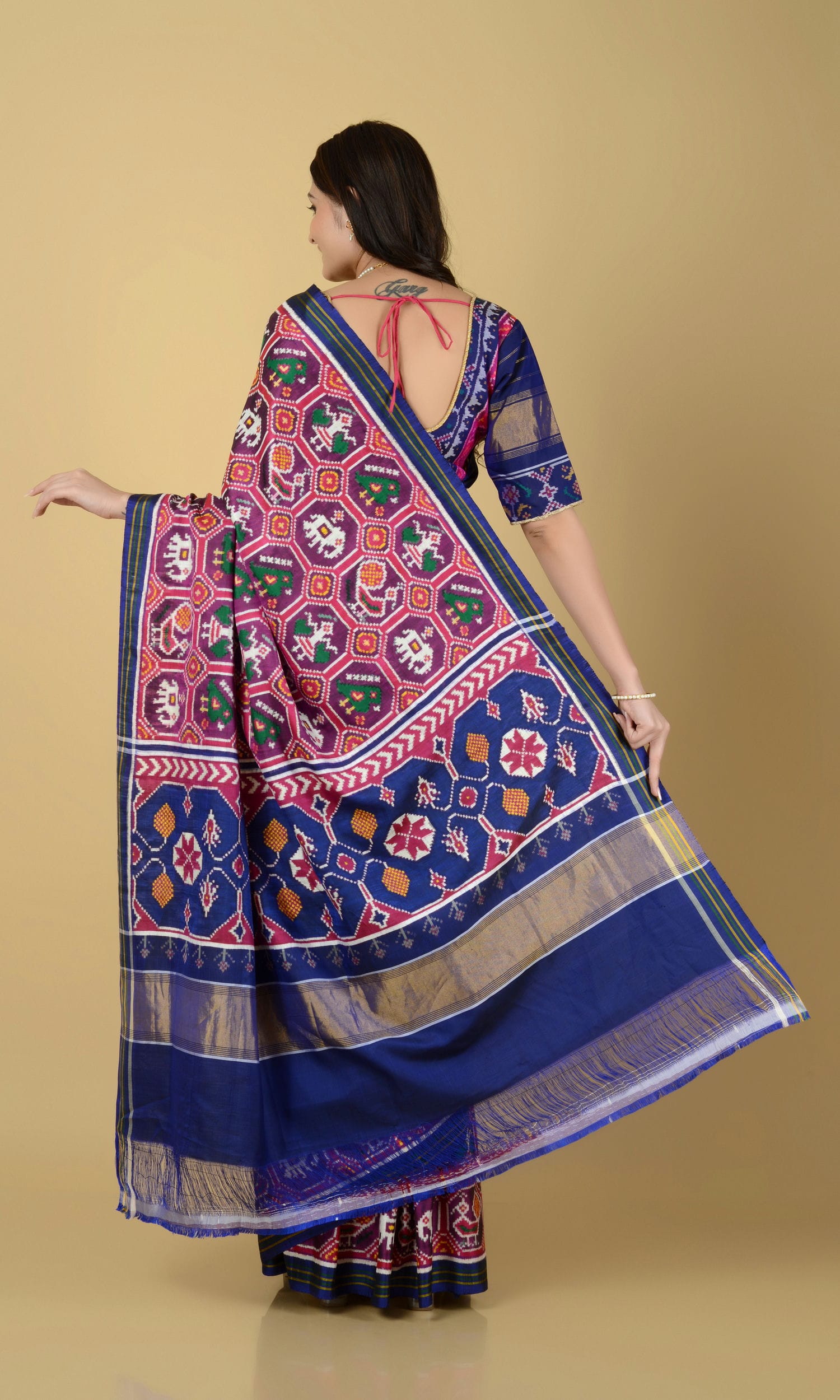 Double Ikat Patola Saree Nari Kunj