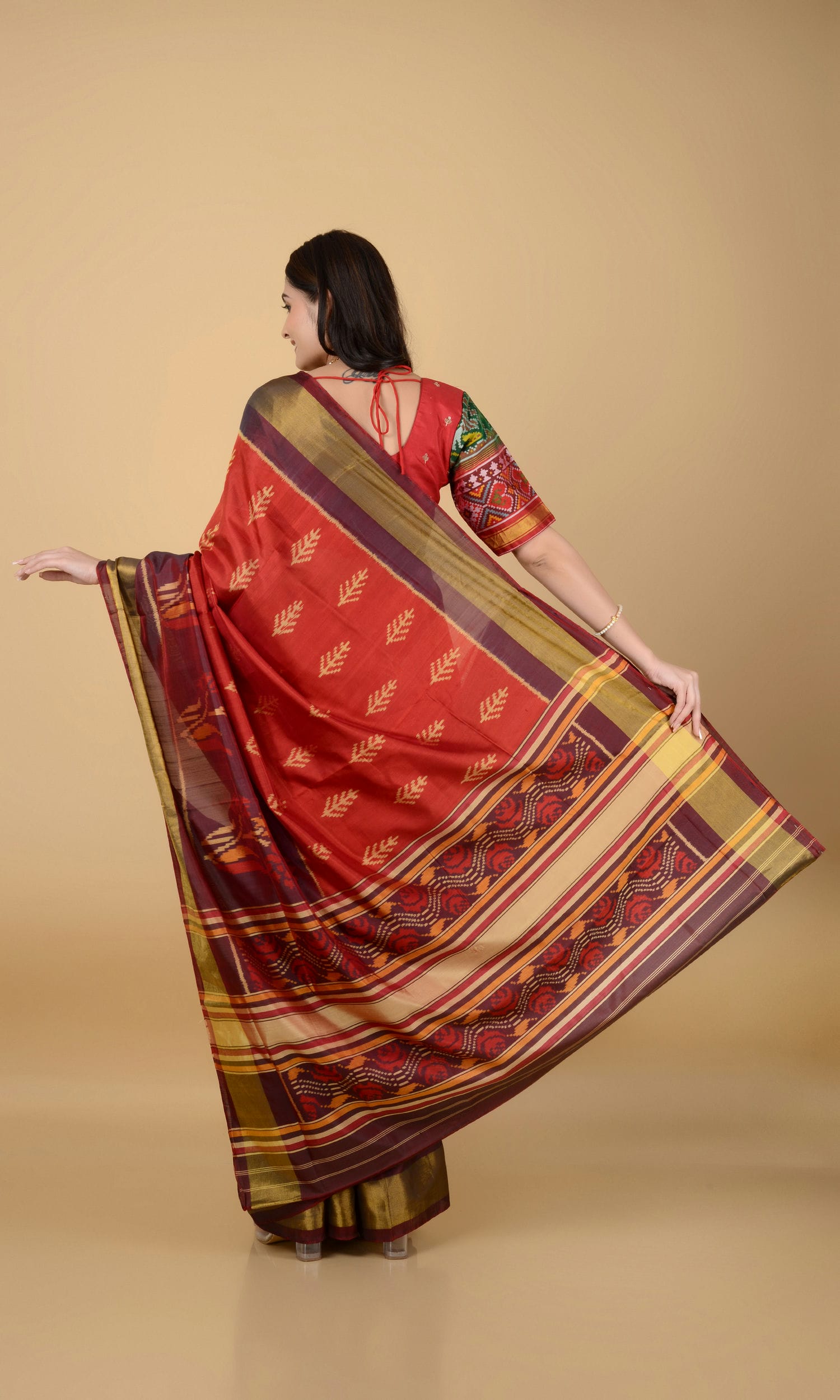 Rajkoti Patola Saree Flower Scut