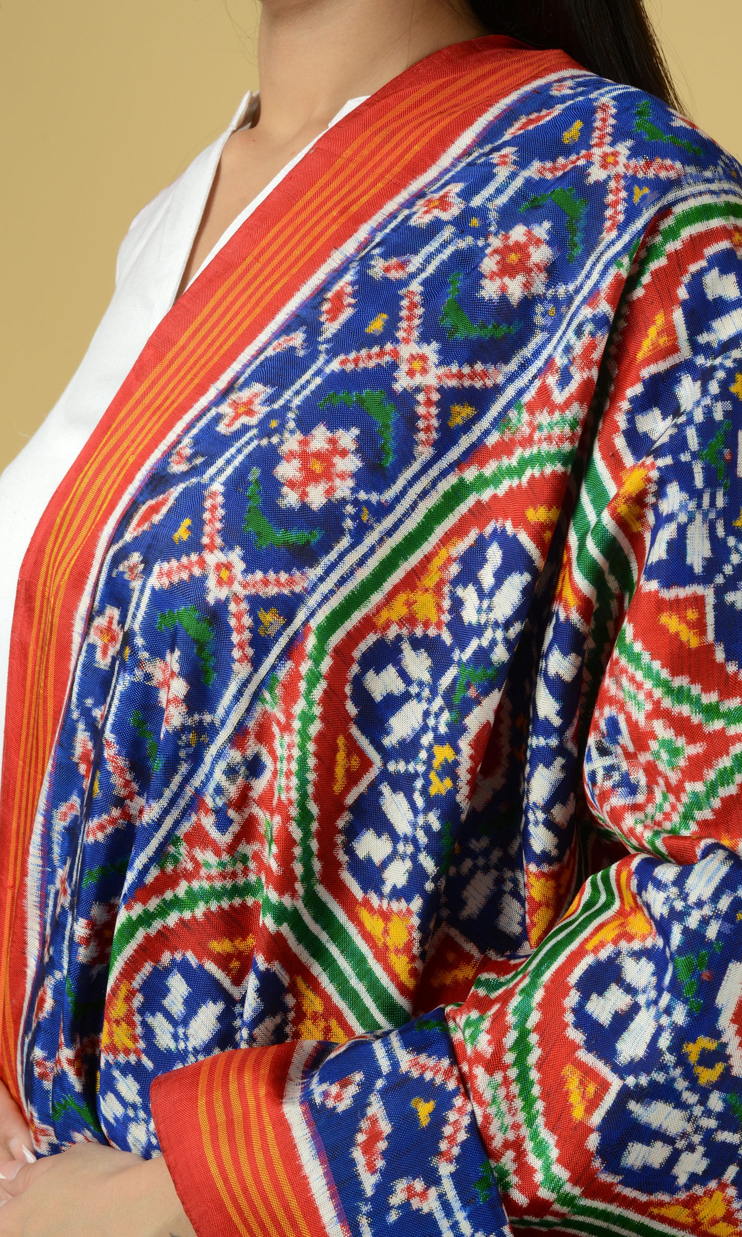 Double Ikat Patola Dupatta Flowers