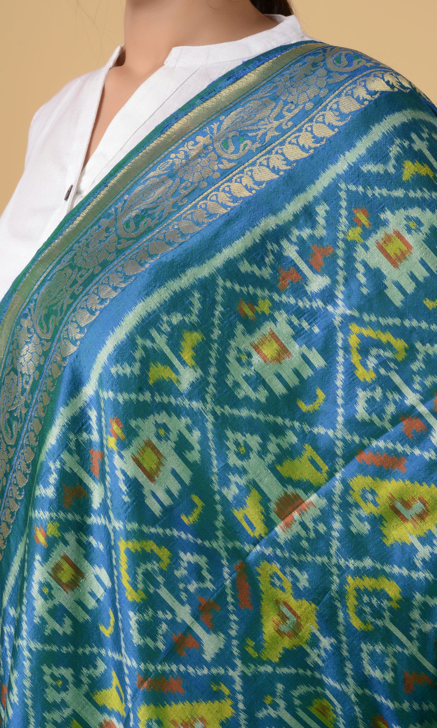 Banarasi Single Ikat Patola Dupatta Nari Kunj