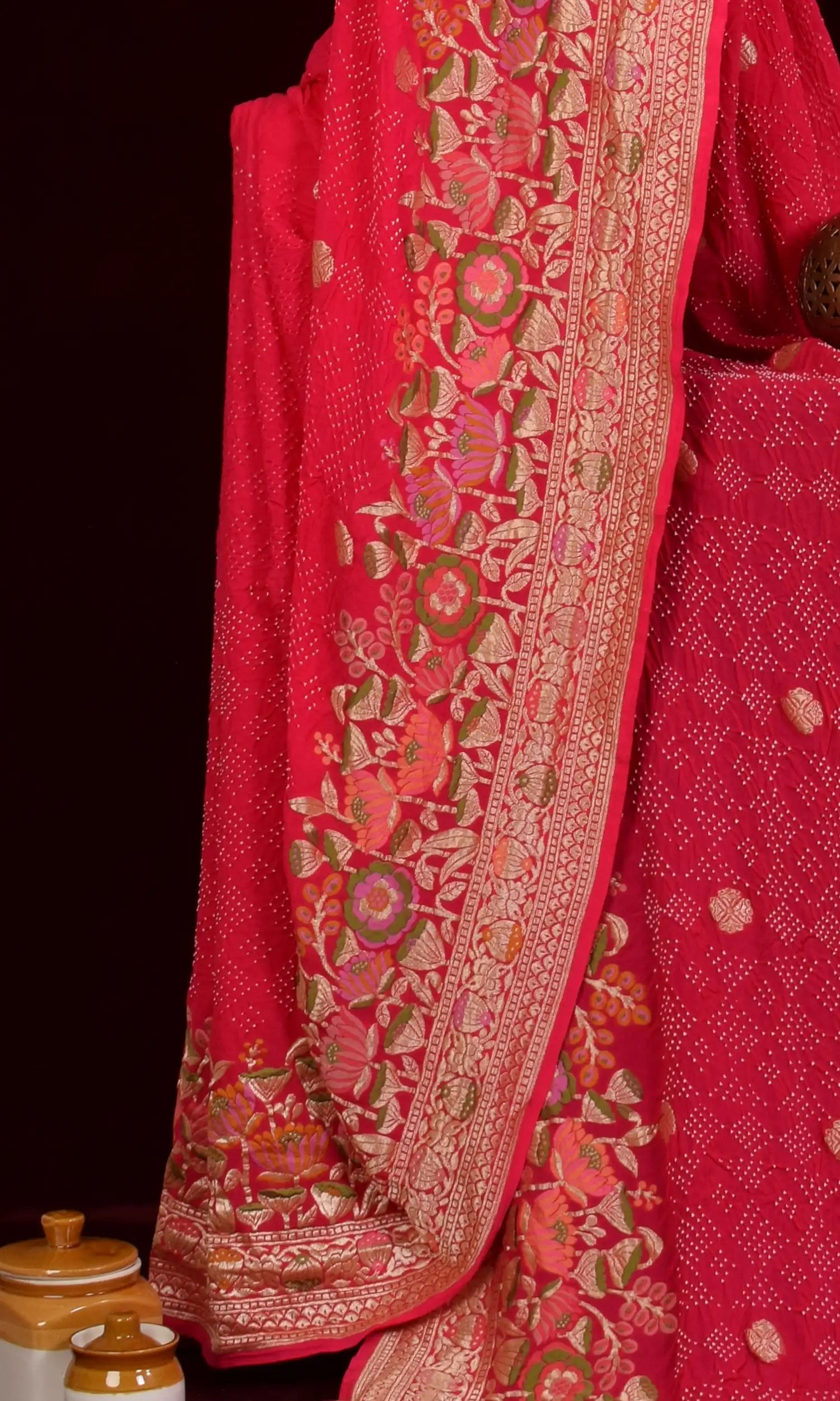 Multi Flower Scurt Butti Bandhani Saree
