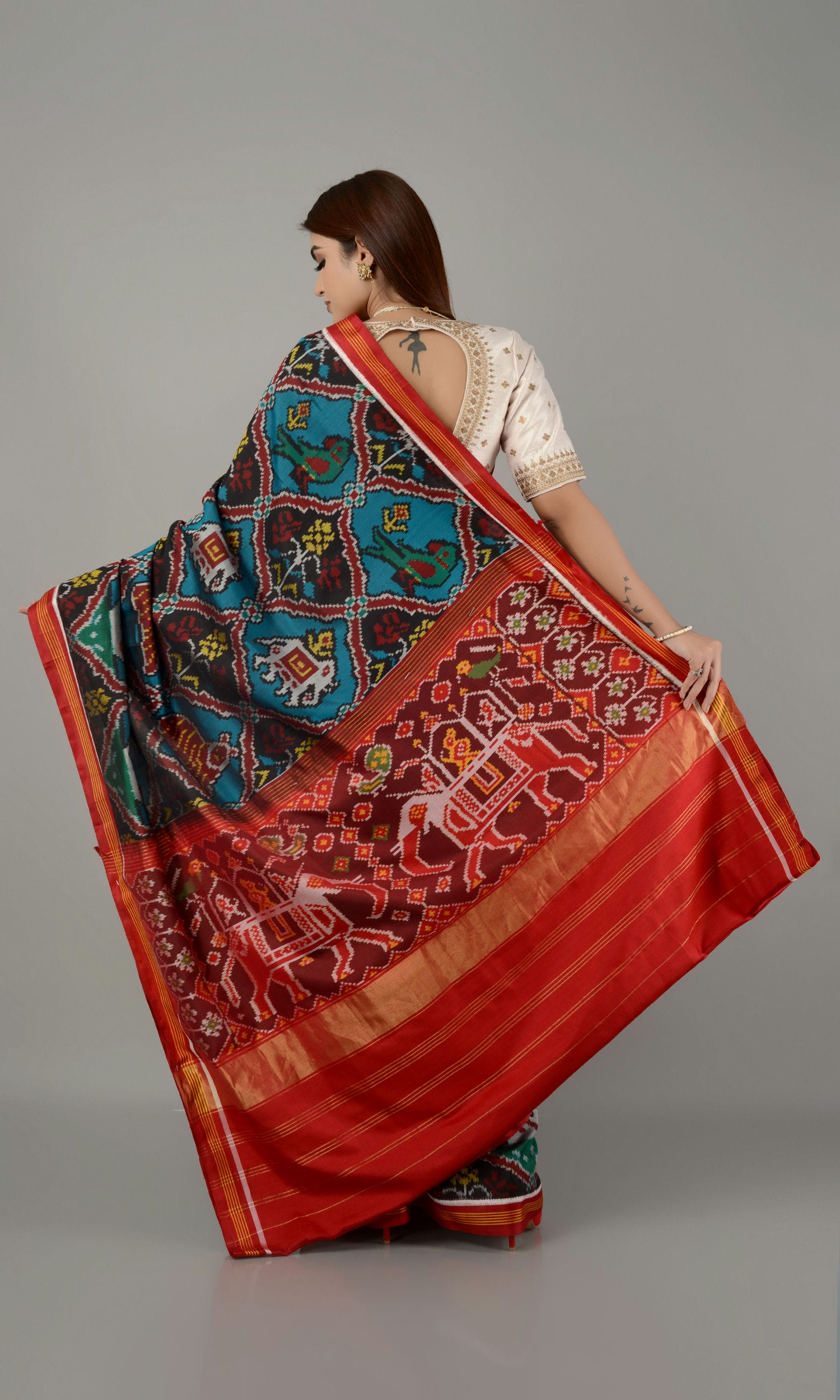 Single Ikat Patola Saree Multi Figure