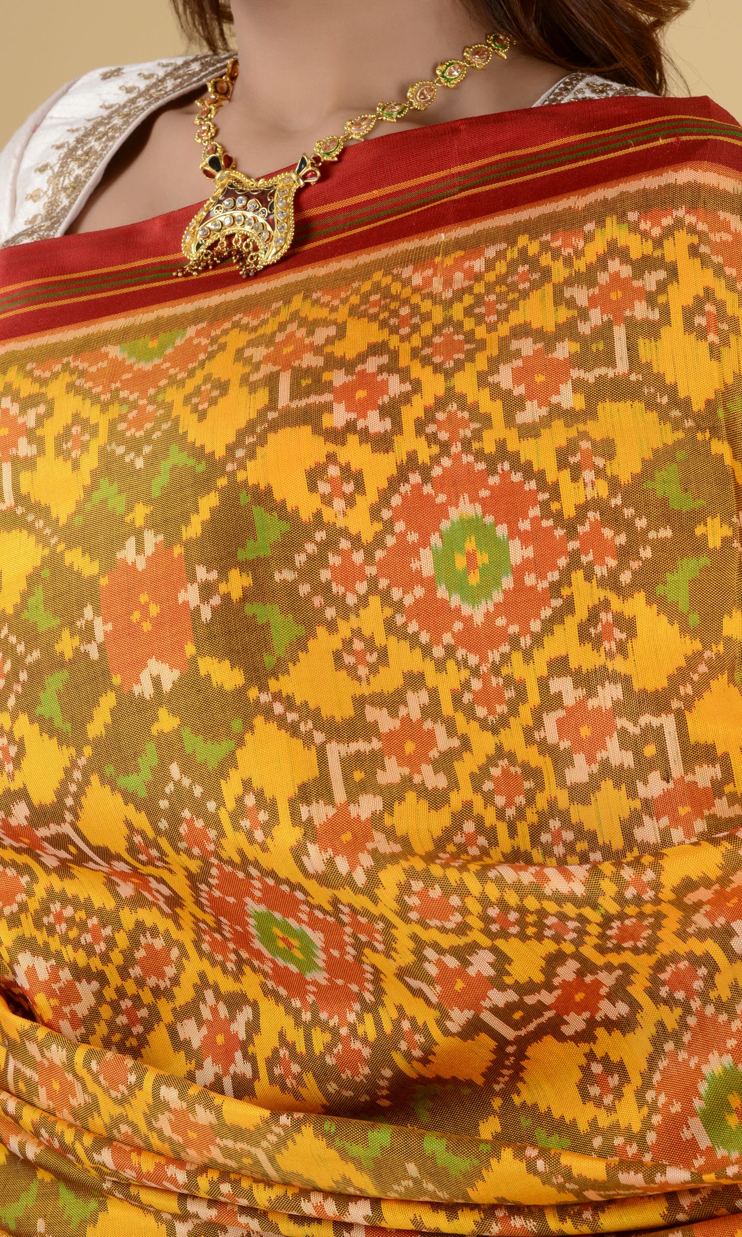 Single Ikat Patola Saree Nau Ratan