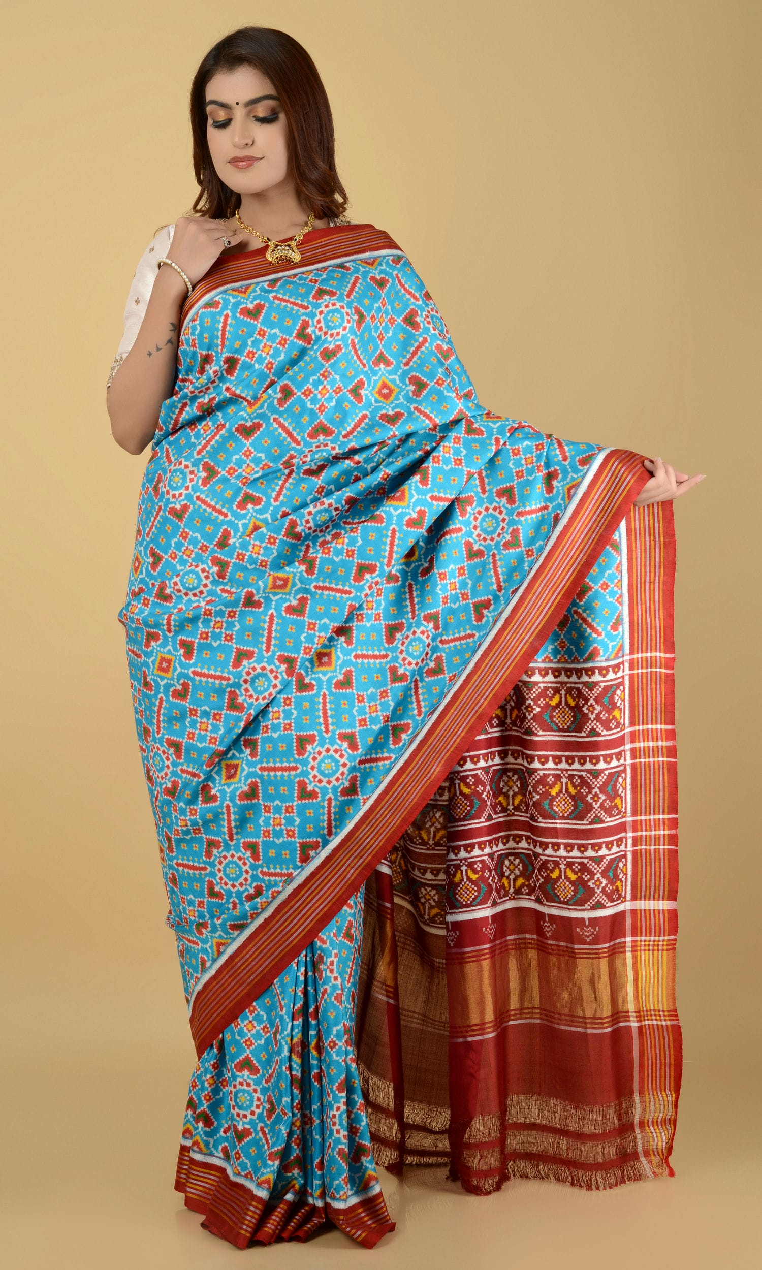 Double Ikat Patola Saree Manekchowk