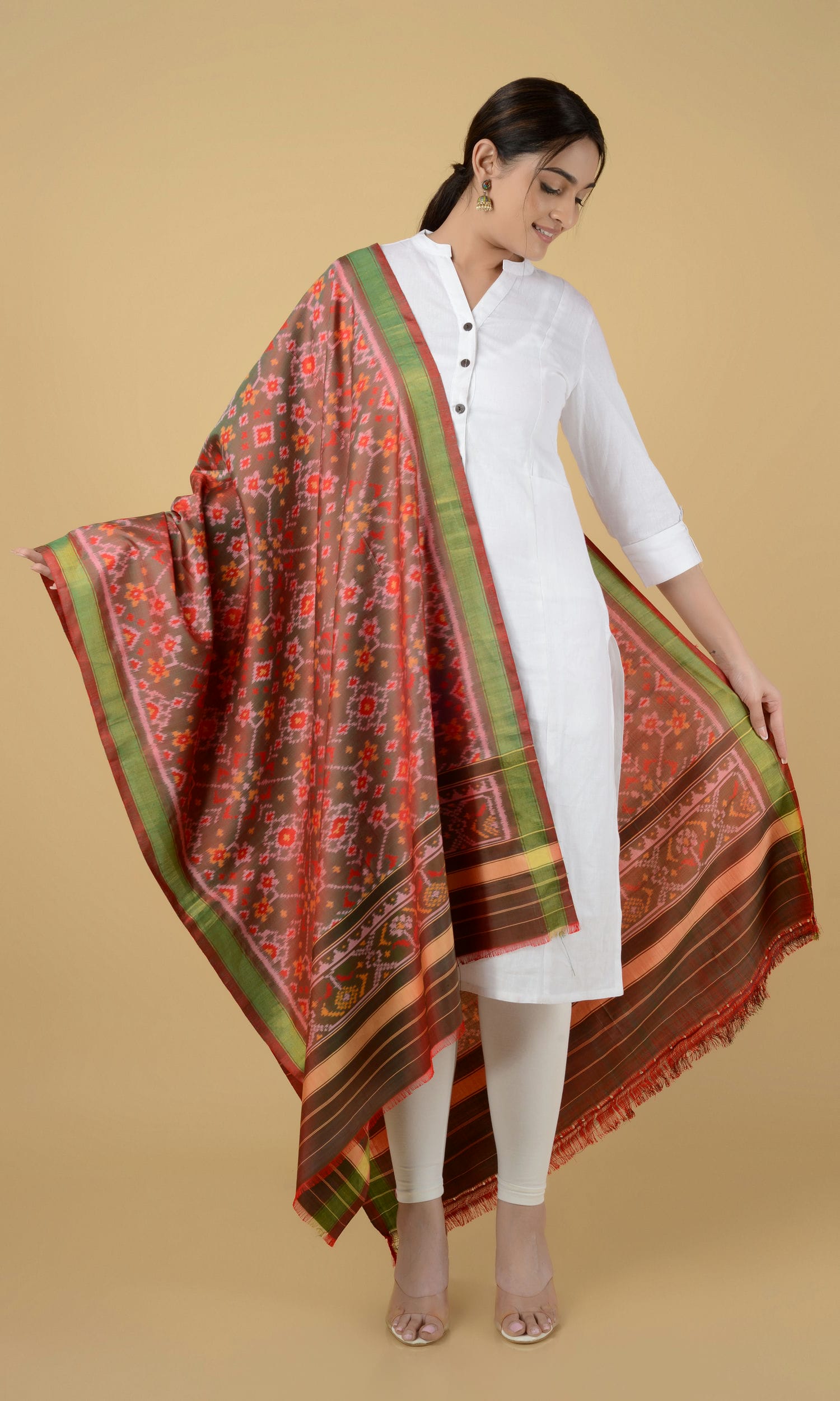 Rajkoti Patola Dupatta Nau Ratan