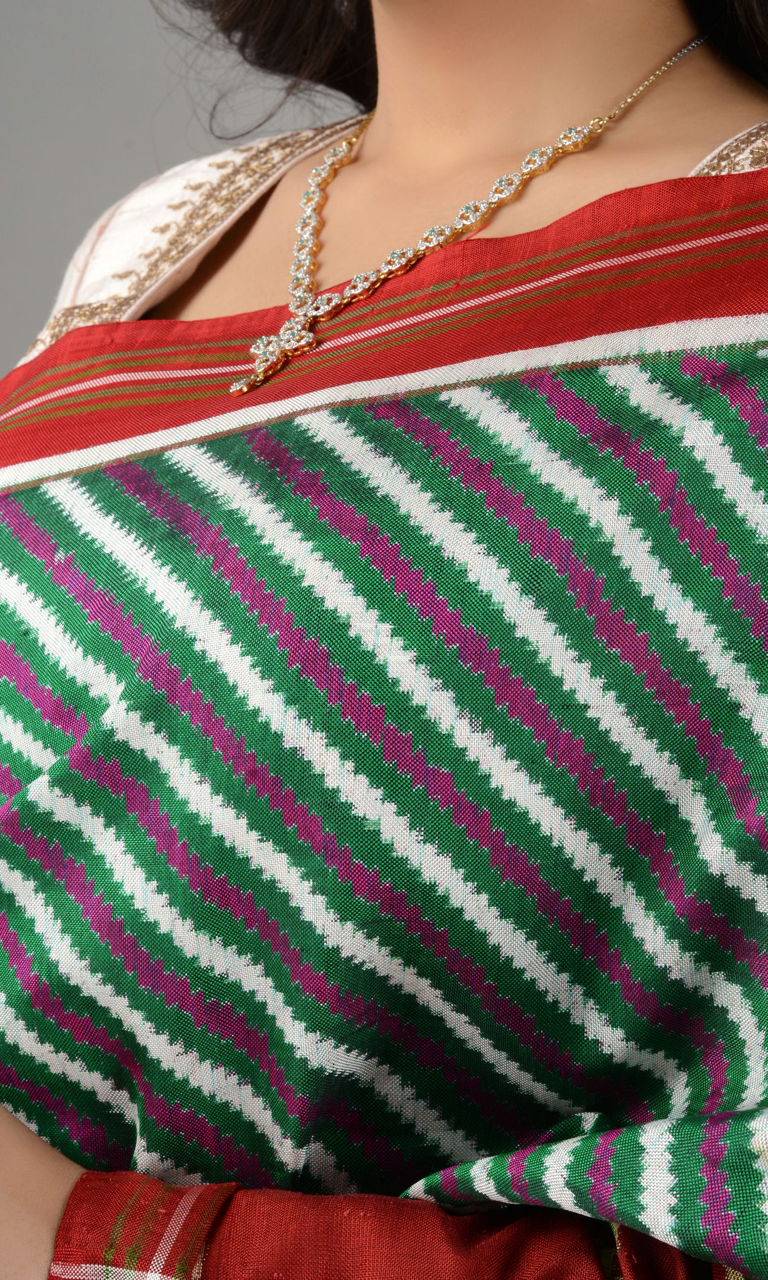 Double Ikat Patola Saree Parrot Scut Laheriya