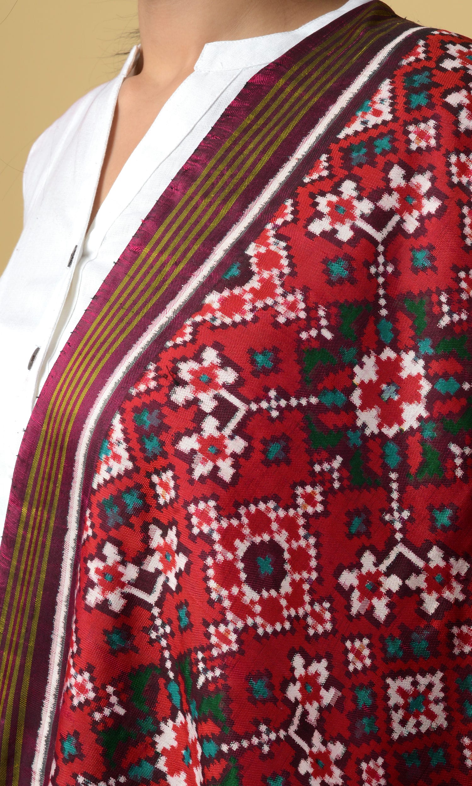 Double Ikat Patola Dupatta Nau Ratan