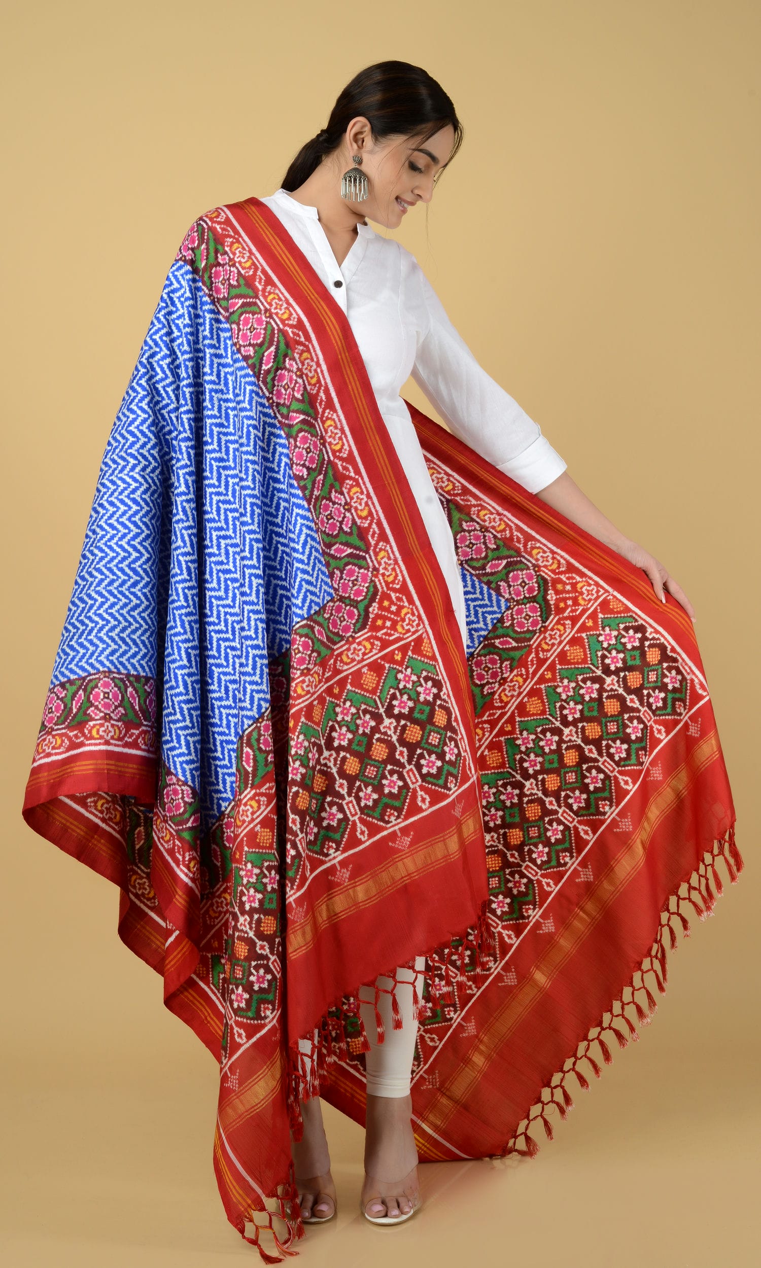 Double Ikat Patola Dupatta Laheriya