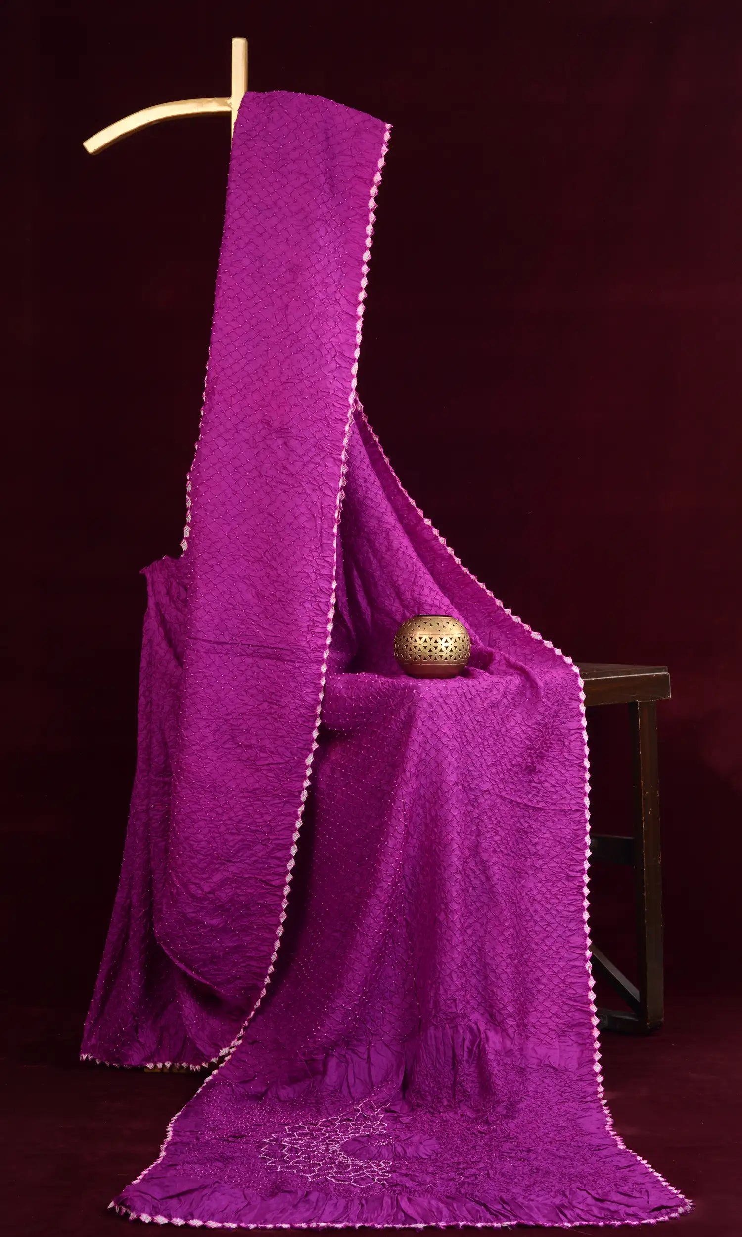 Makadai Bandhani Saree