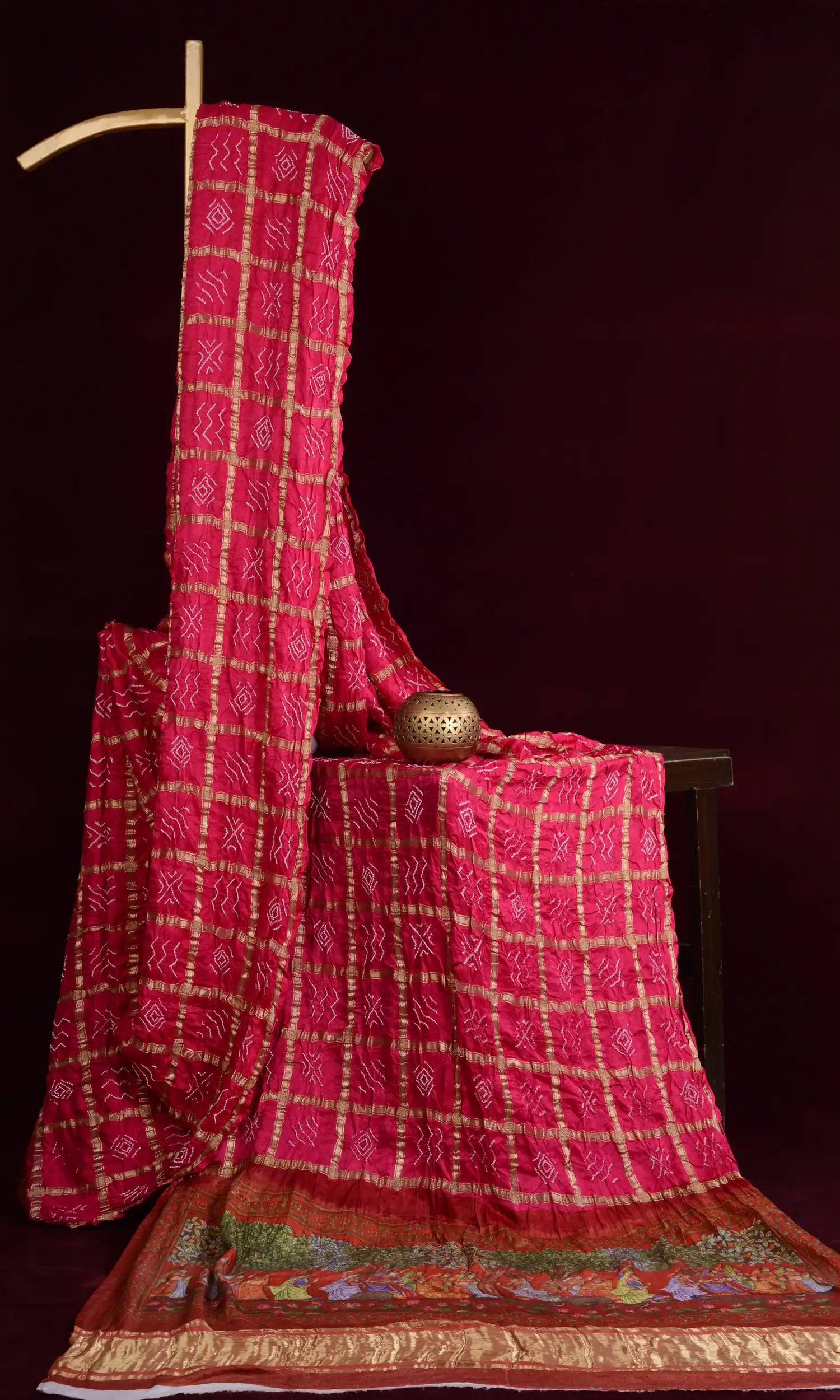 Gaji Zari Chex Bandhani Saree
