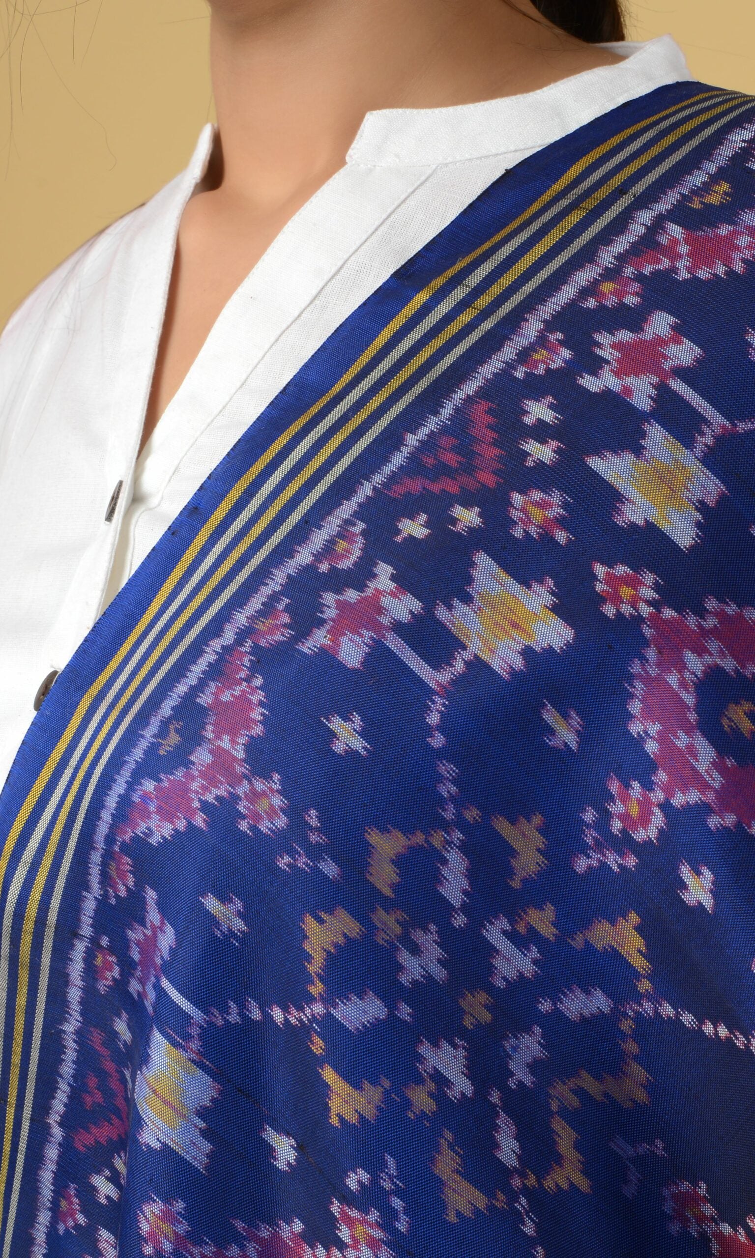 Single Ikat Patola Dupatta Nau Ratan