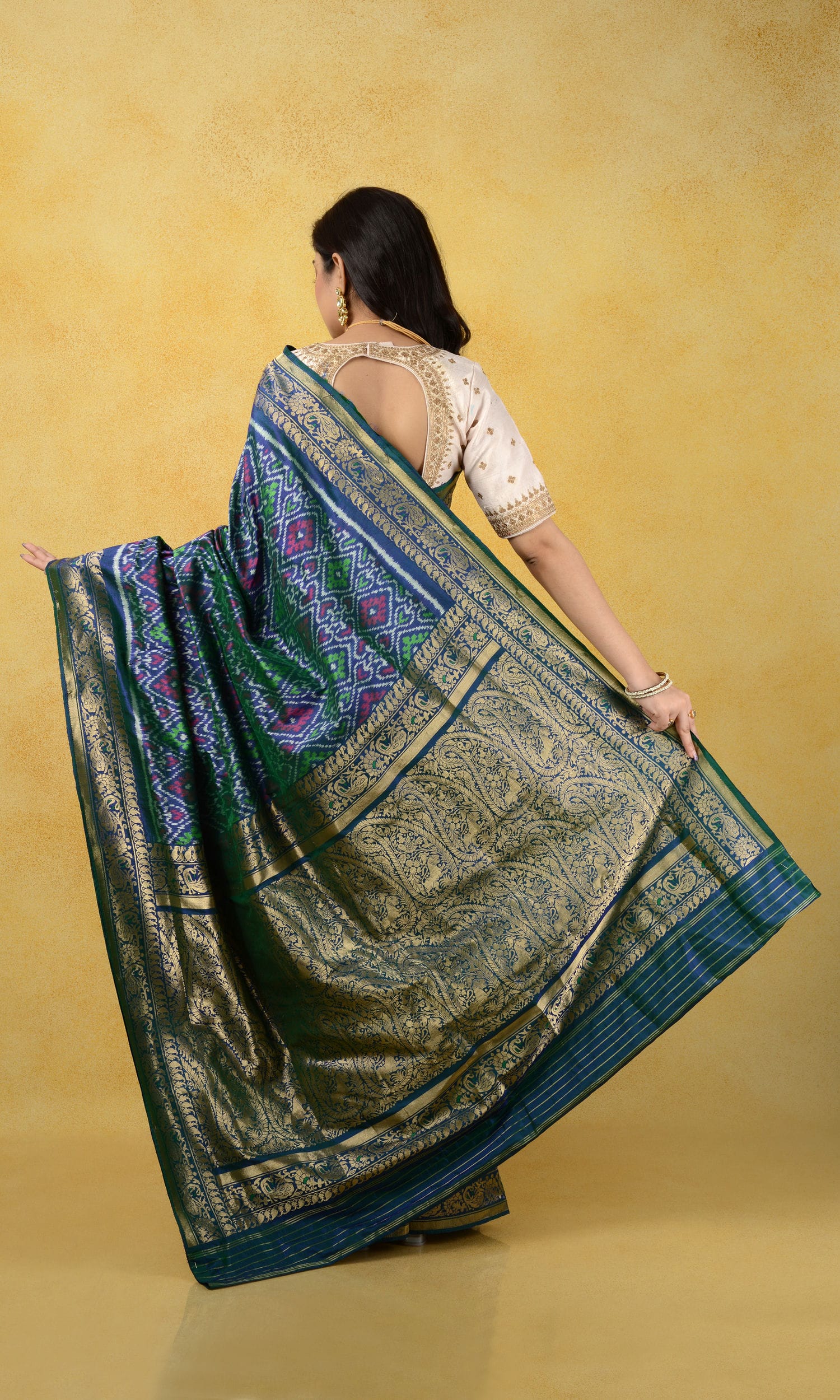 Banarasi Single Ikat Patola Chanda