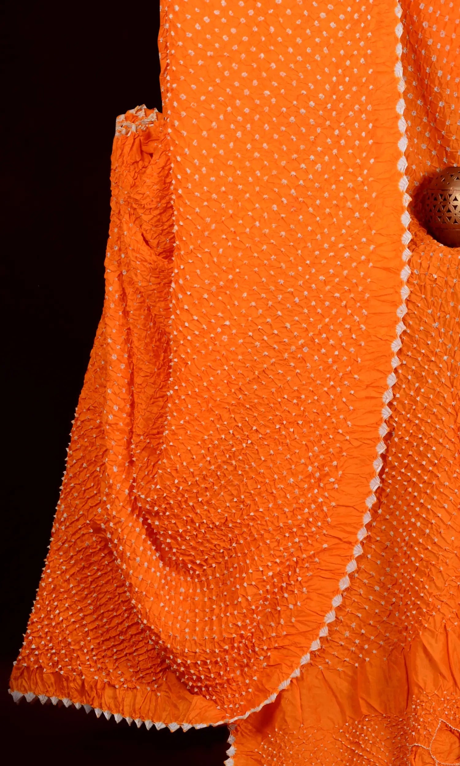 Makadi Bandhani Saree