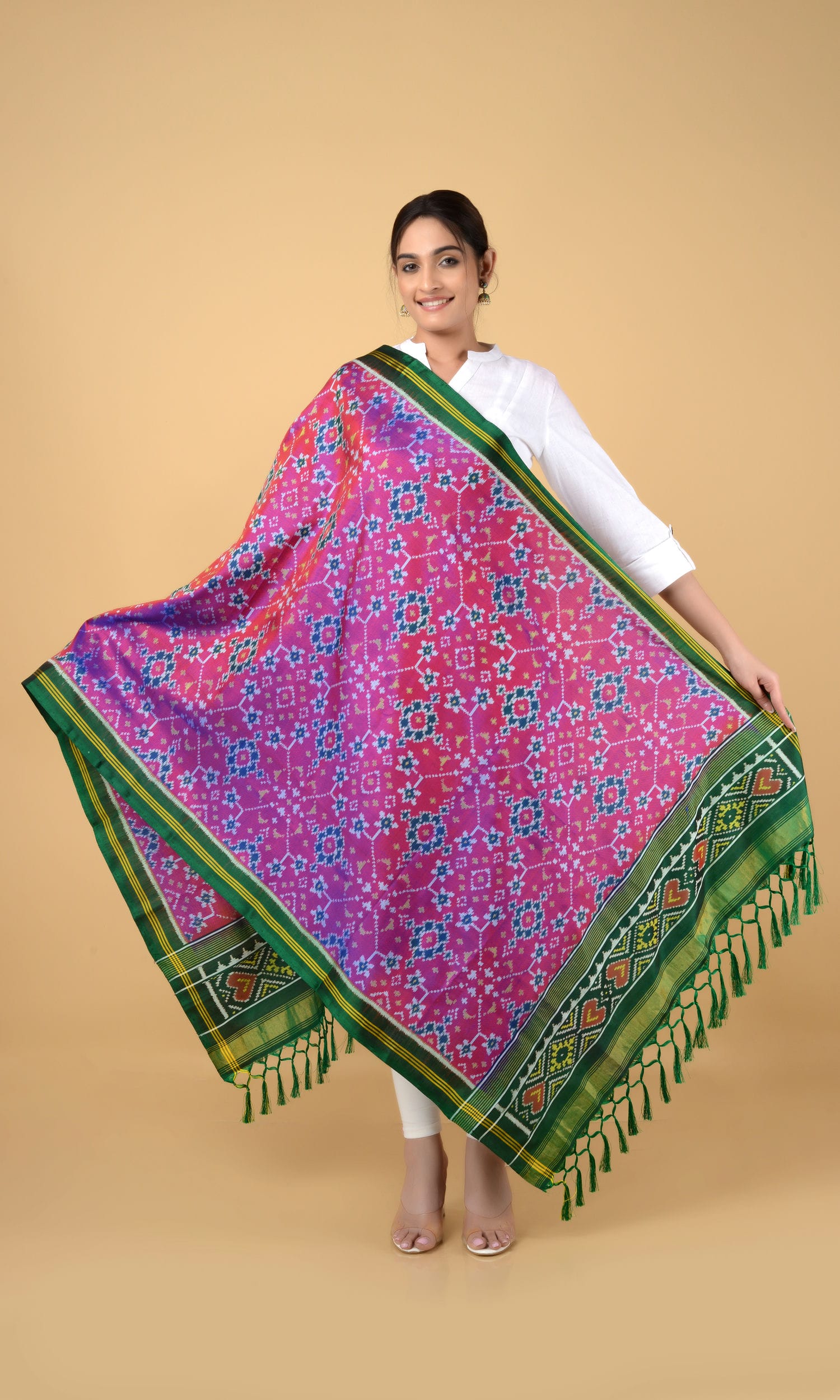 Single Ikat Patola Dupatta Nau Ratan