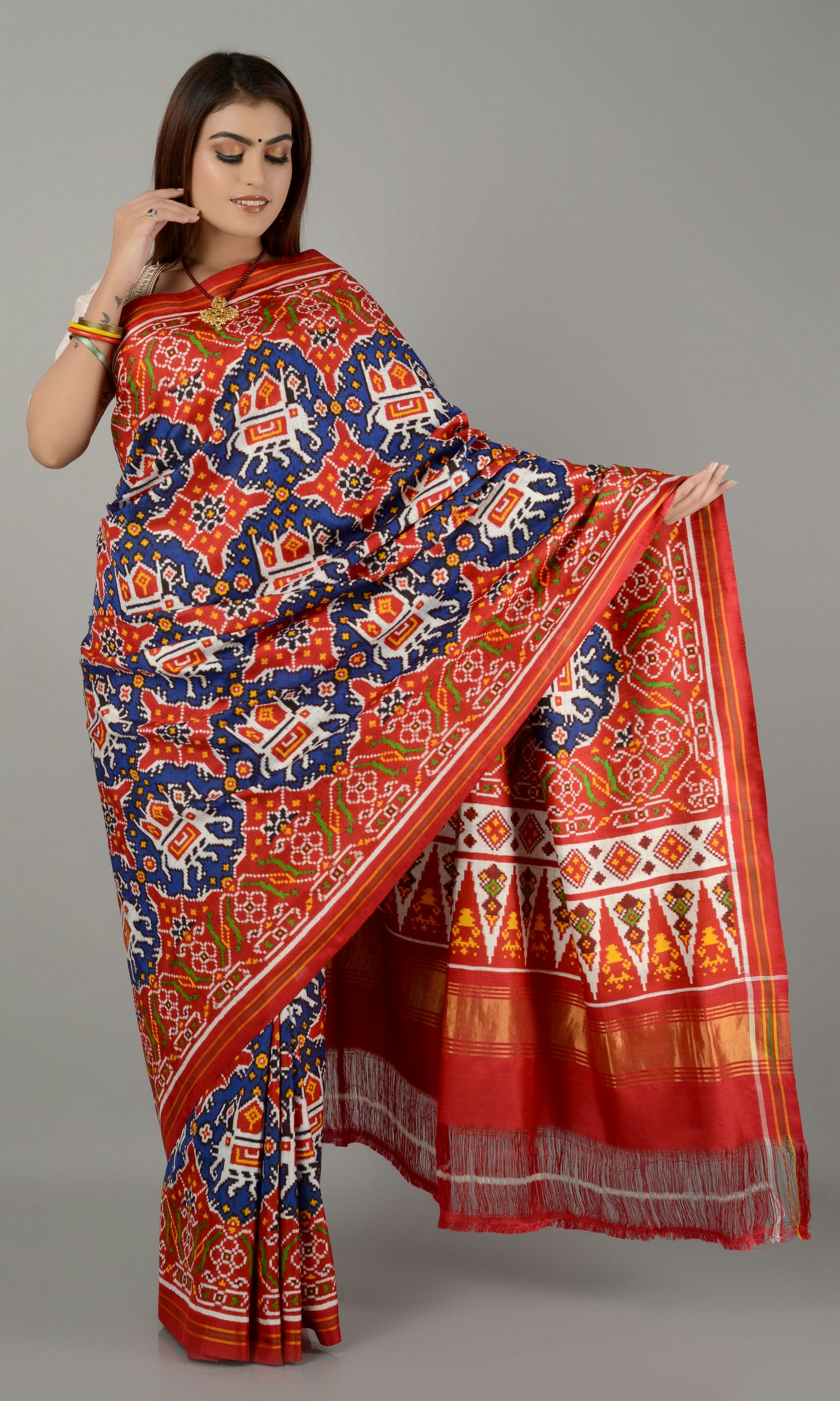 Double Ikat Patola Saree Chhabdi Hathi