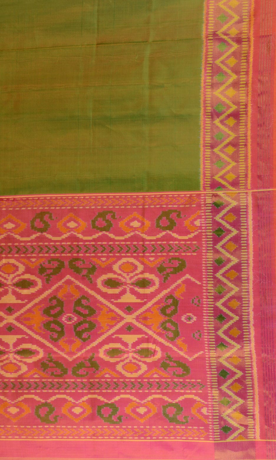 Rajkoti Patola Saree Gala Border