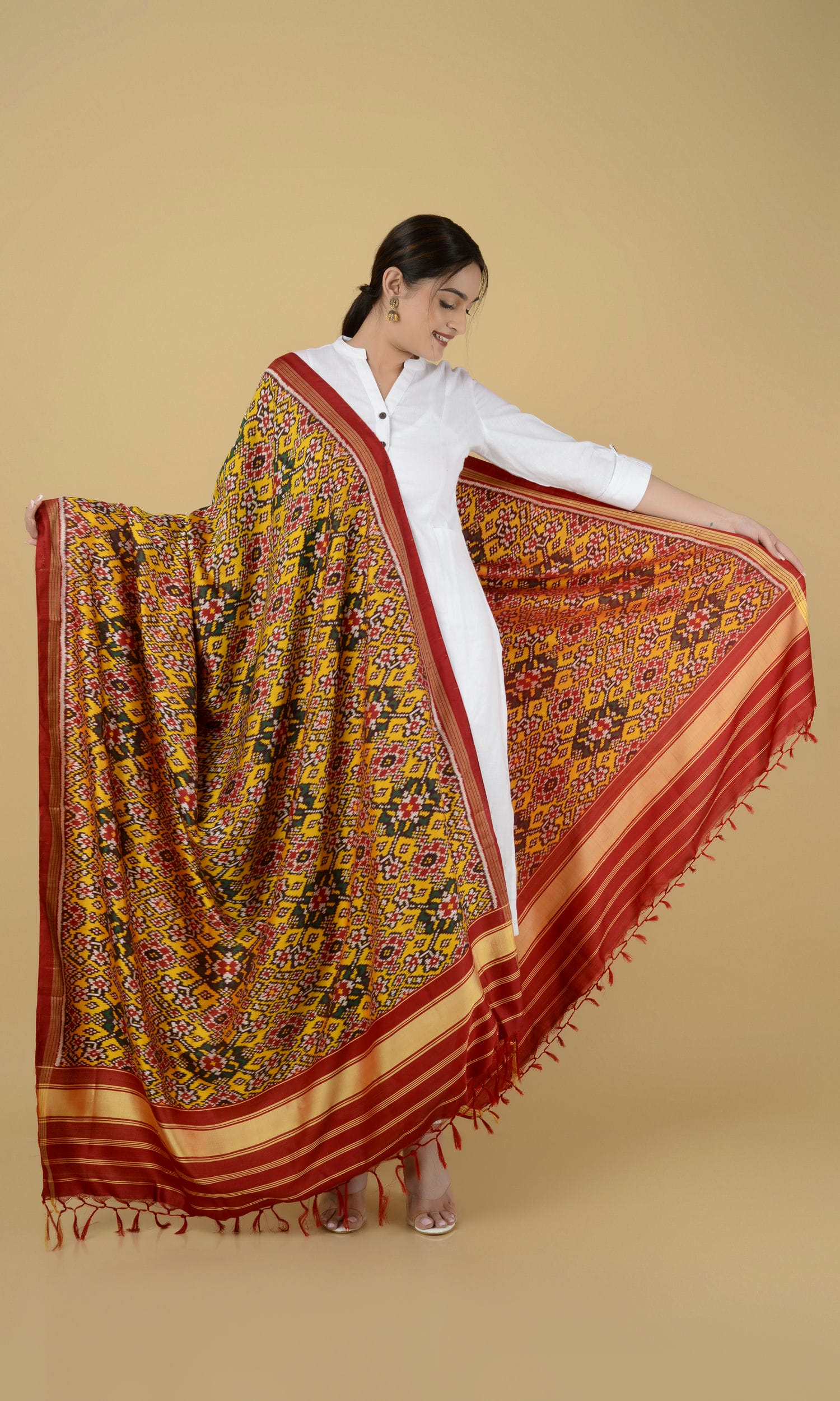 Twill Weave Patola Dupatta Nau Ratan