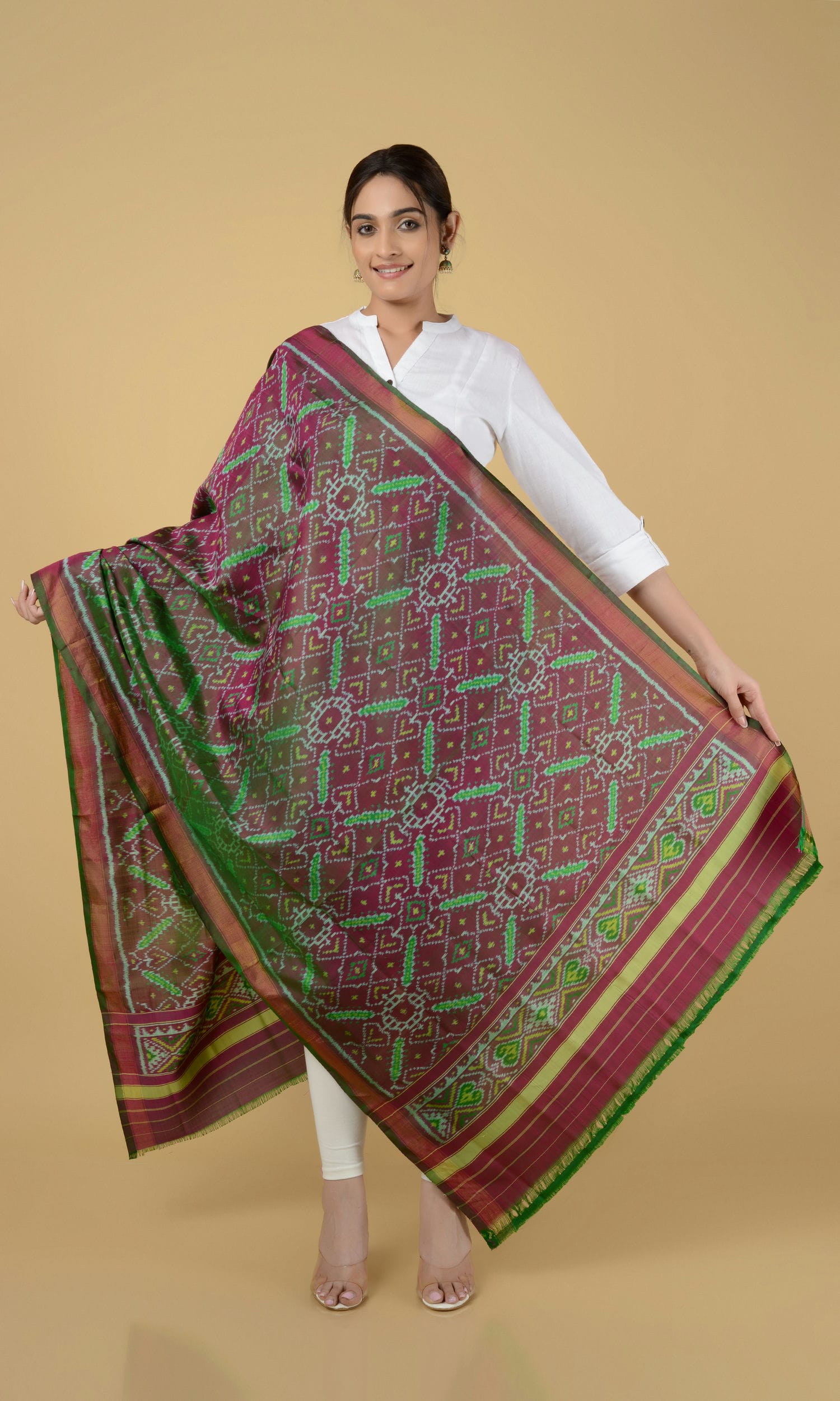 Rajkoti Patola Dupatta Manekchowk