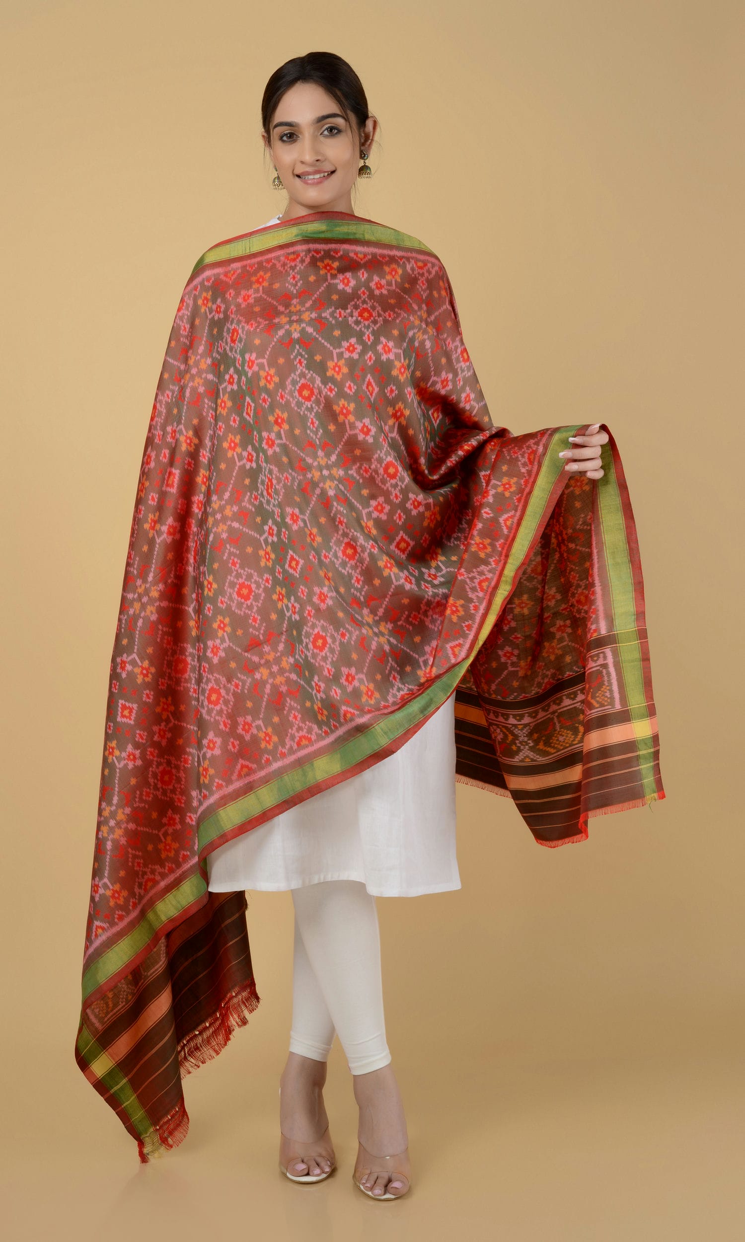 Rajkoti Patola Dupatta Nau Ratan