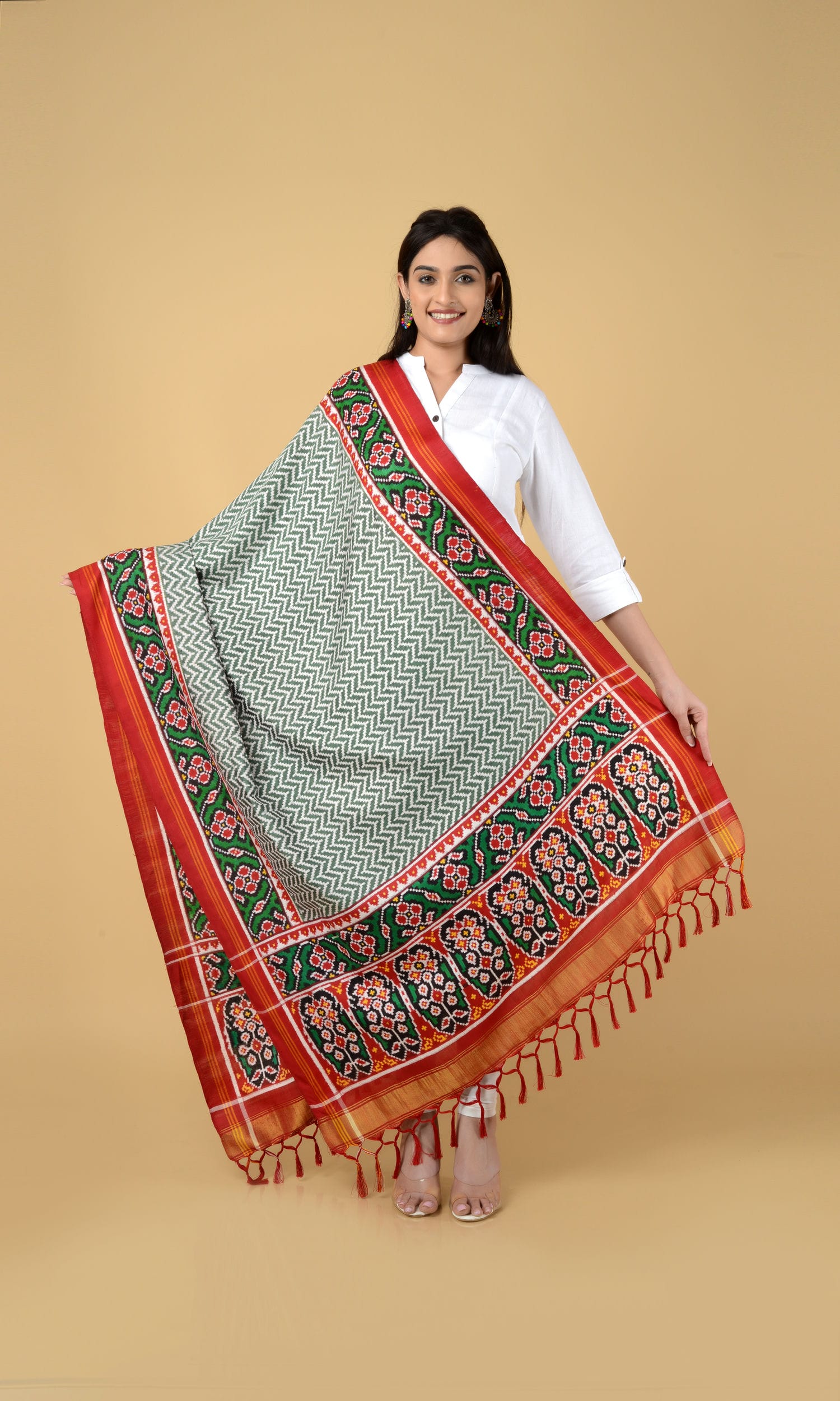 Double Ikat Patola Dupatta Laheriya