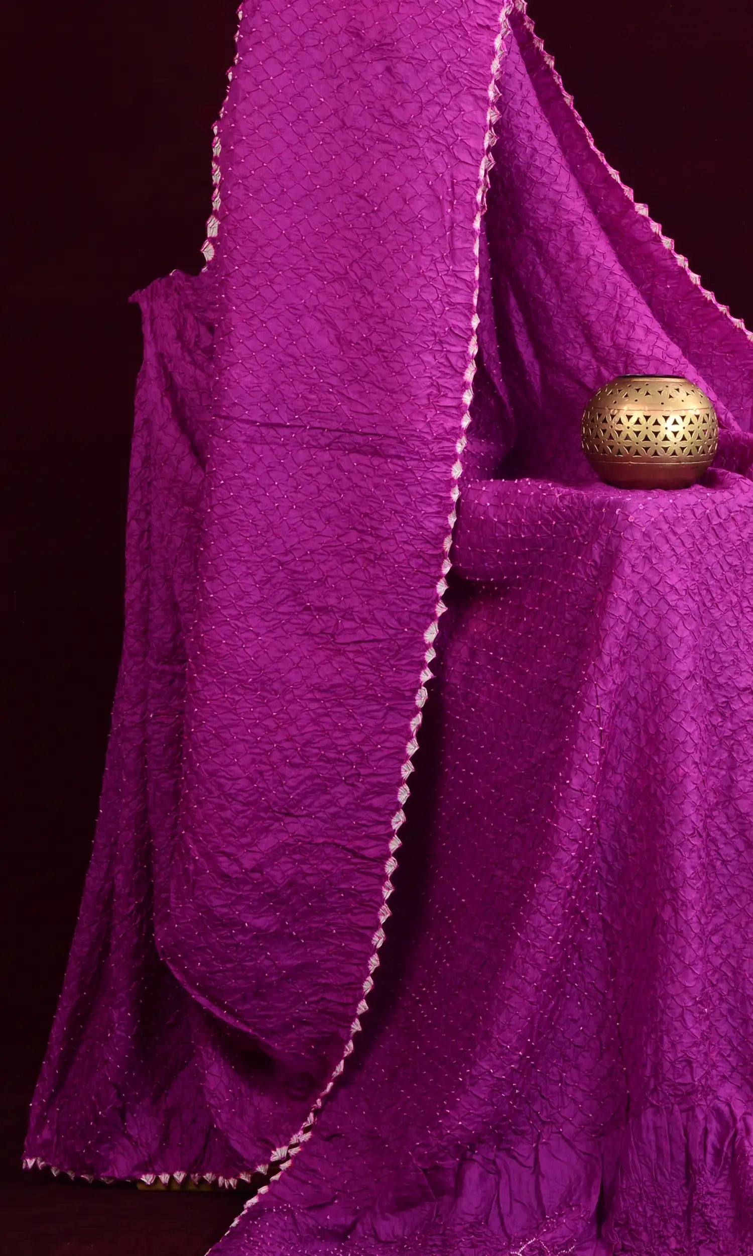 Makadai Bandhani Saree
