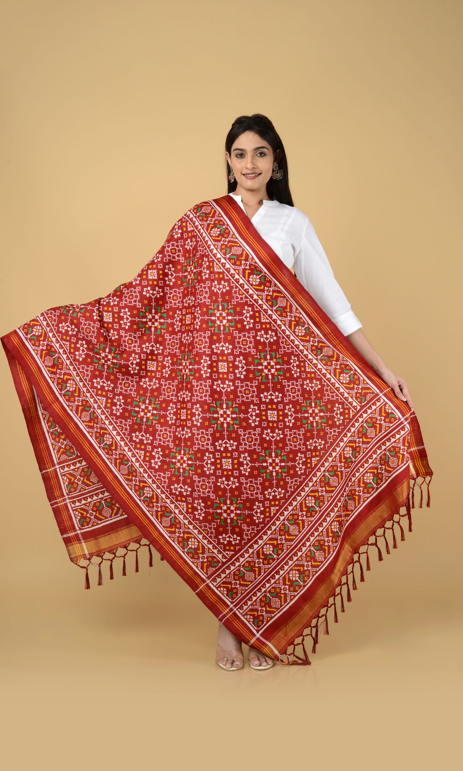 Double Ikat Patola Dupatta Nau Ratan