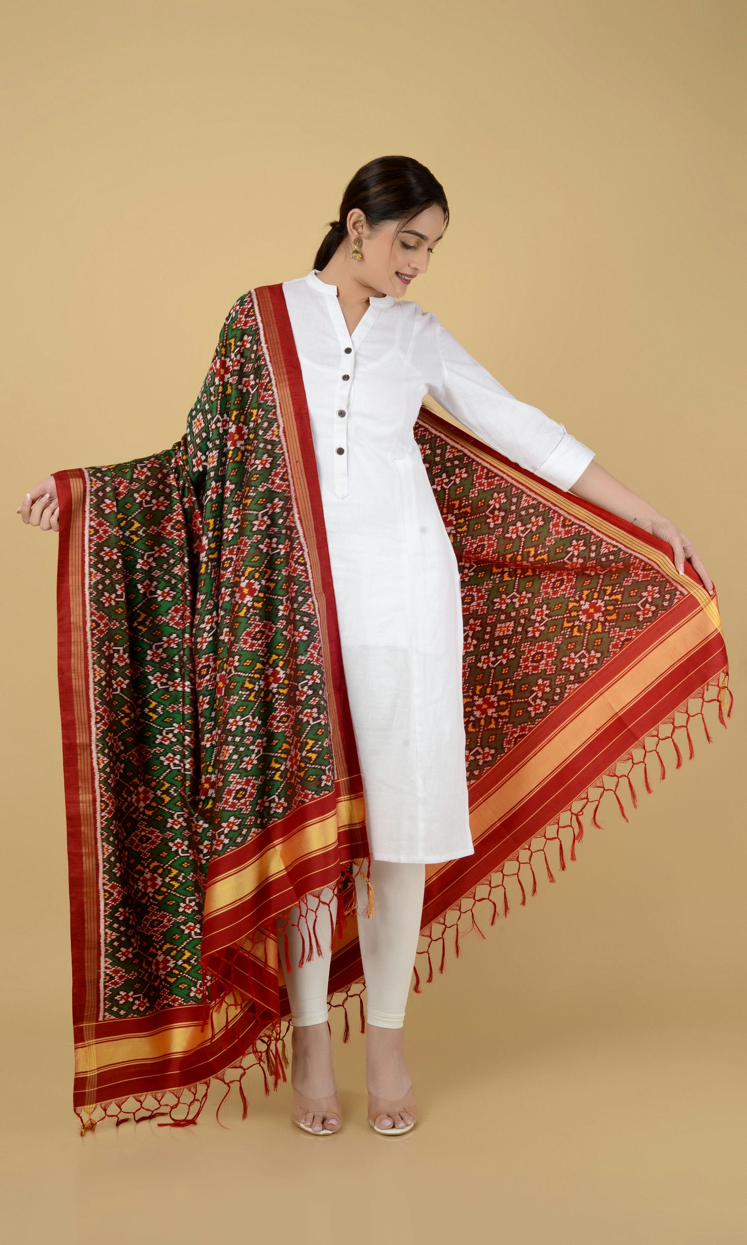 Twill Weave Patola Dupatta Nau Ratan