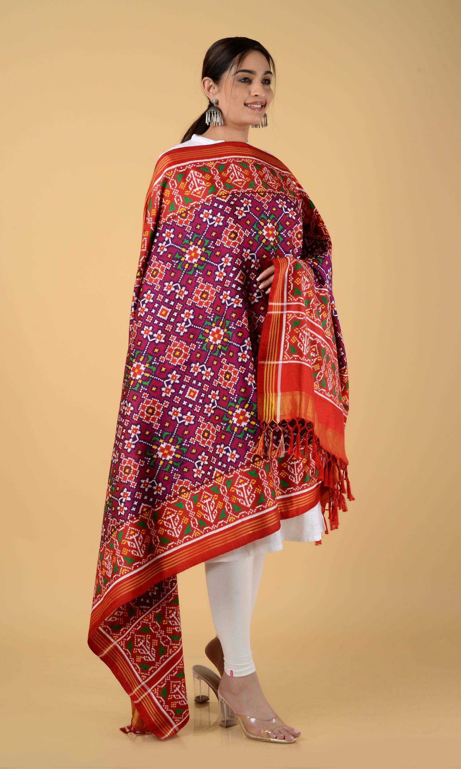 Double Ikat Patola Dupatta Nau Ratan