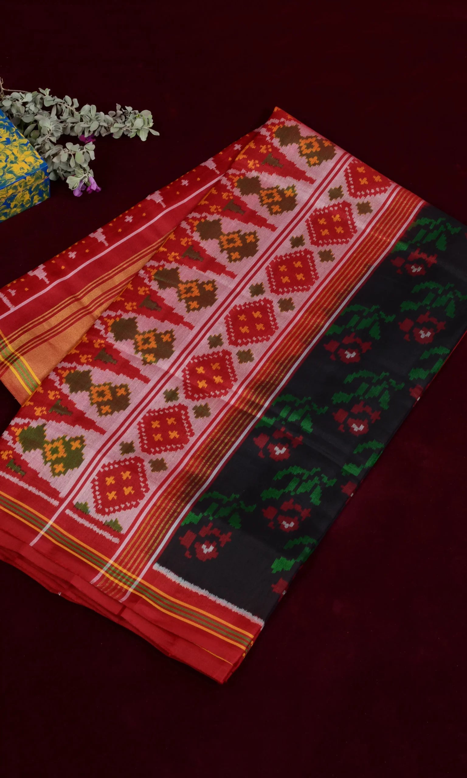 Single Ikat Patola Saree
