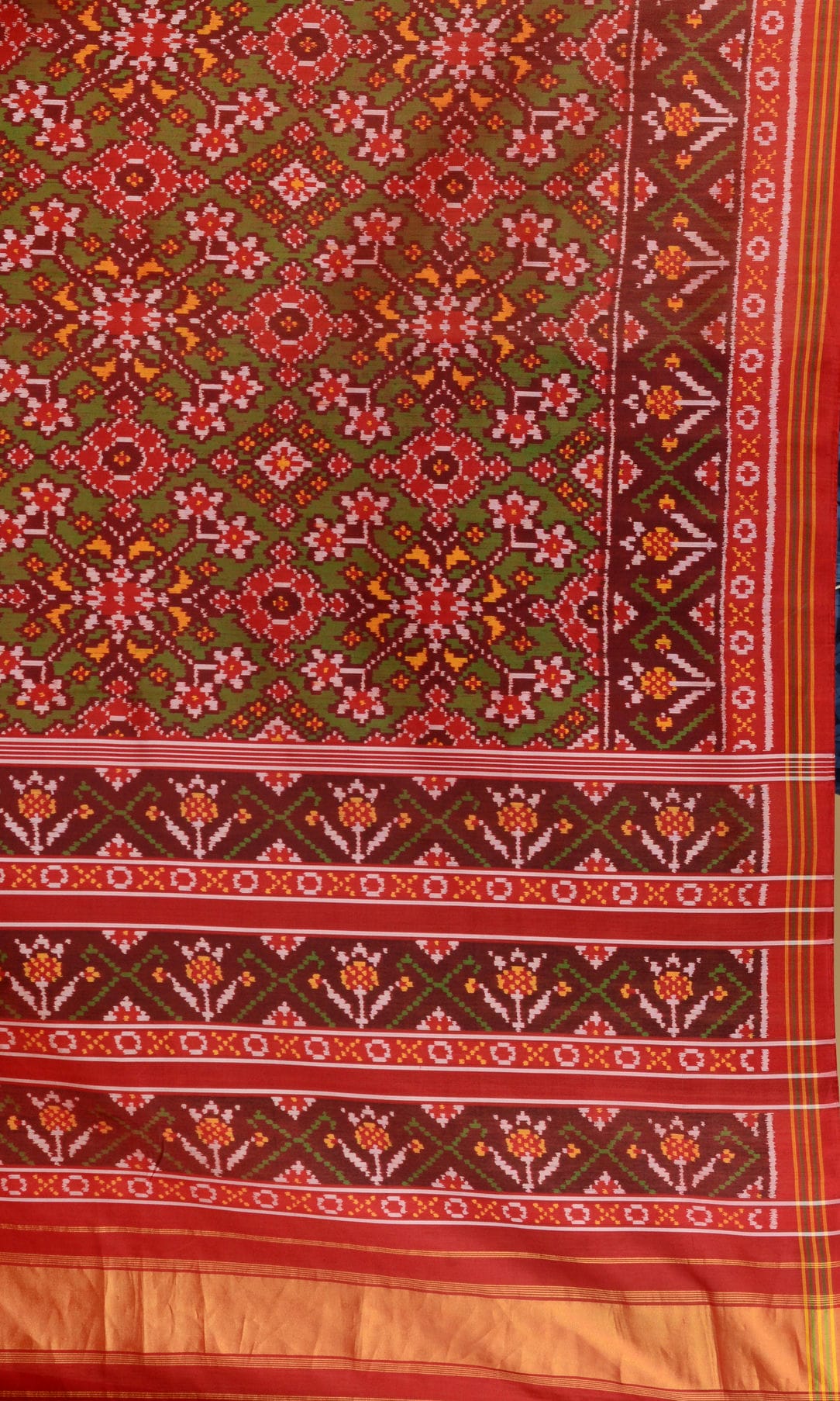 Single Ikat Patola Saree Nau Ratan