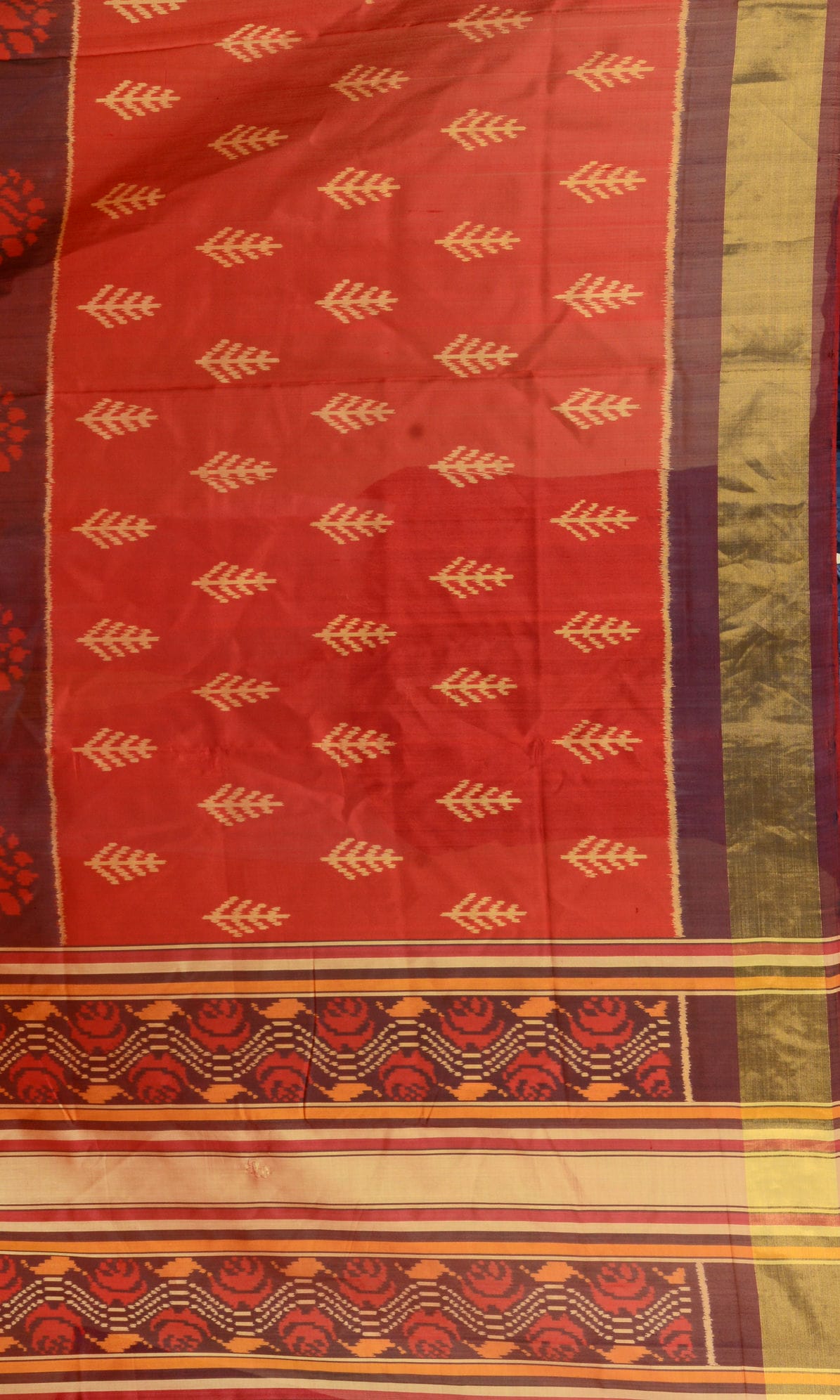 Rajkoti Patola Saree Flower Scut