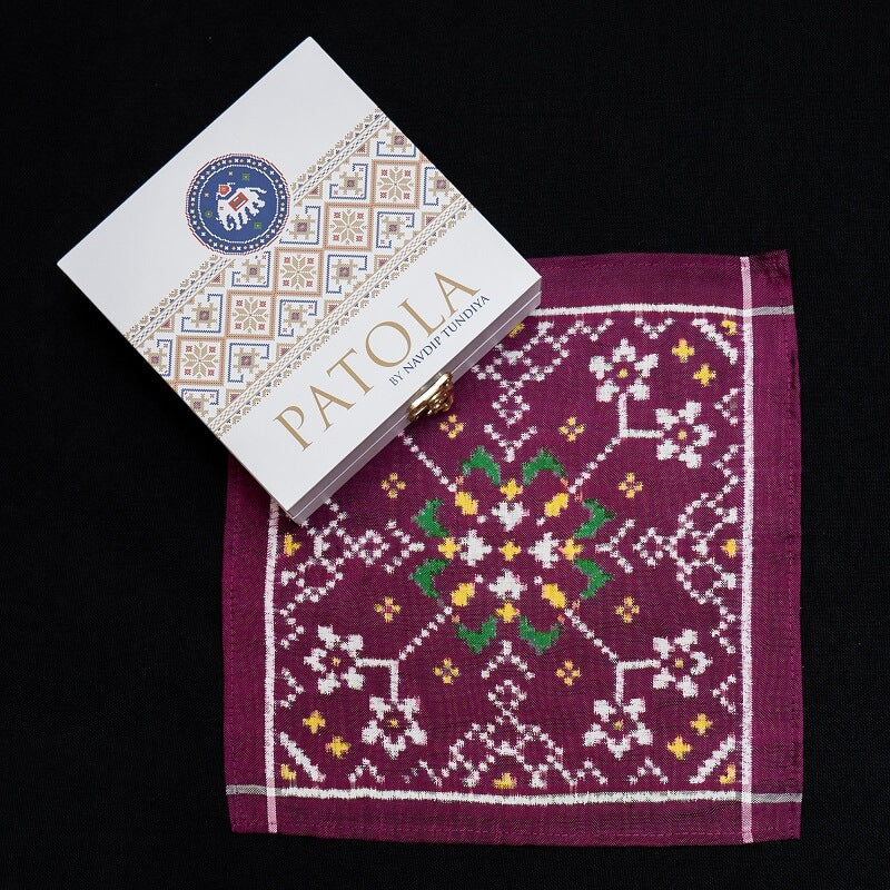 Double Ikat Pocket Square Nau Ratan