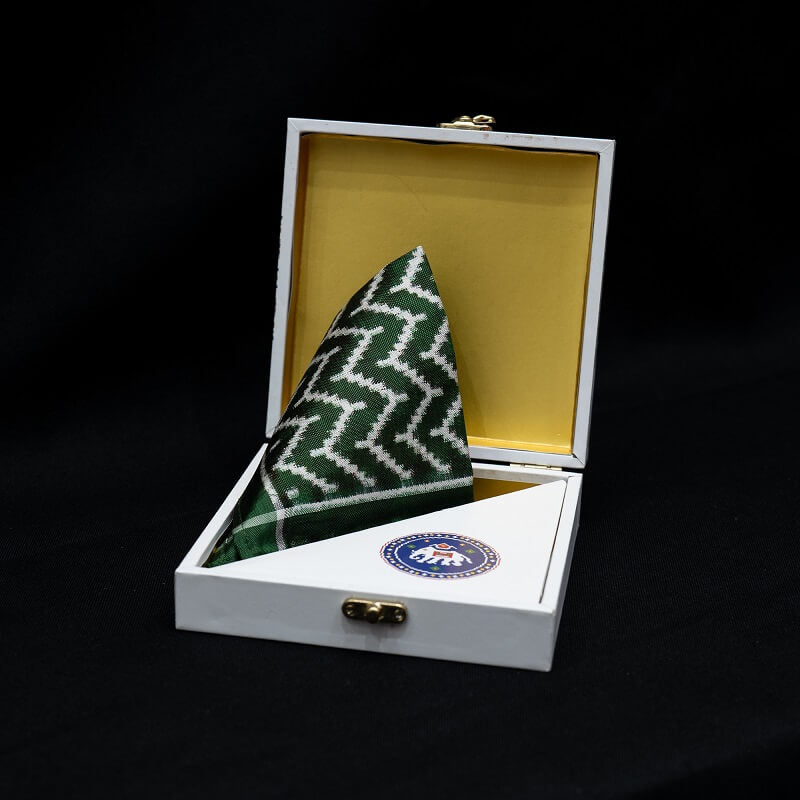 Double Ikkat Pocket Square Laheriya