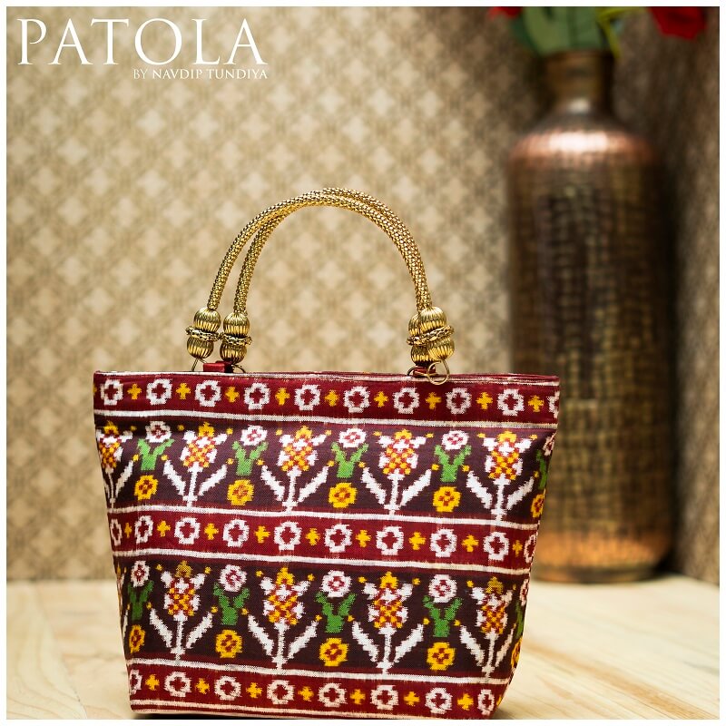Double Ikkat Patola Flower Motif