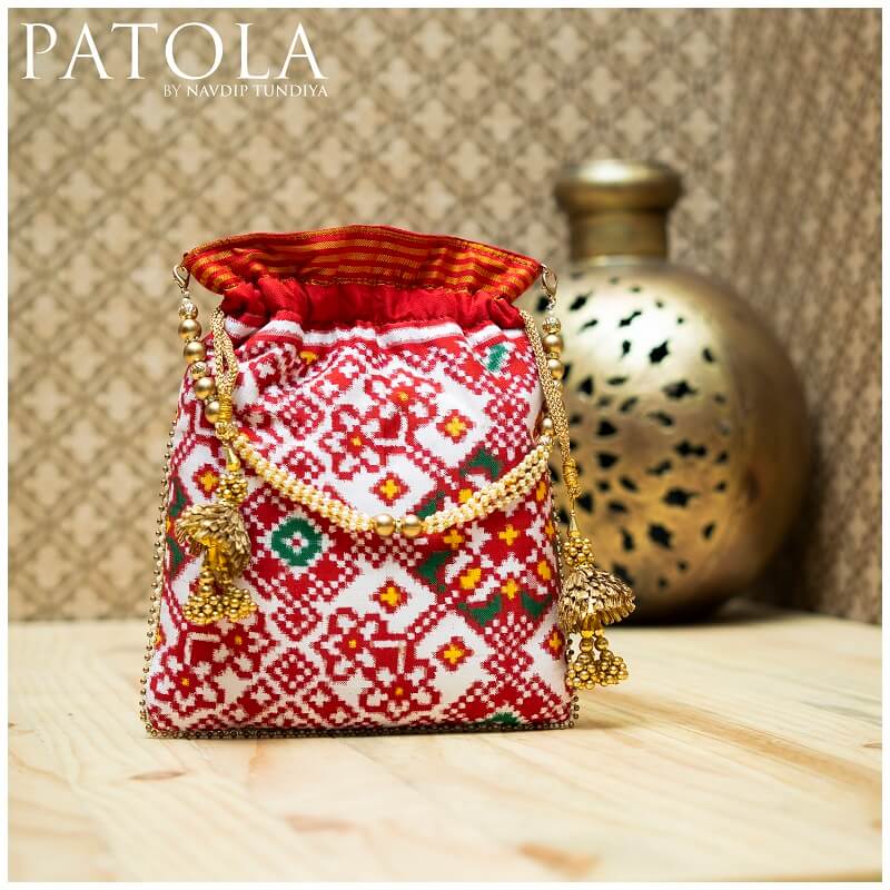 Double Ikkat Patola Batva Flower Motif Memorable 9