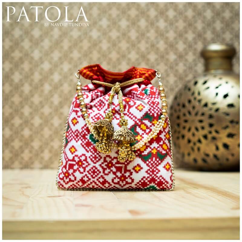 Double Ikkat Patola Batva Flower Motif Memorable 9